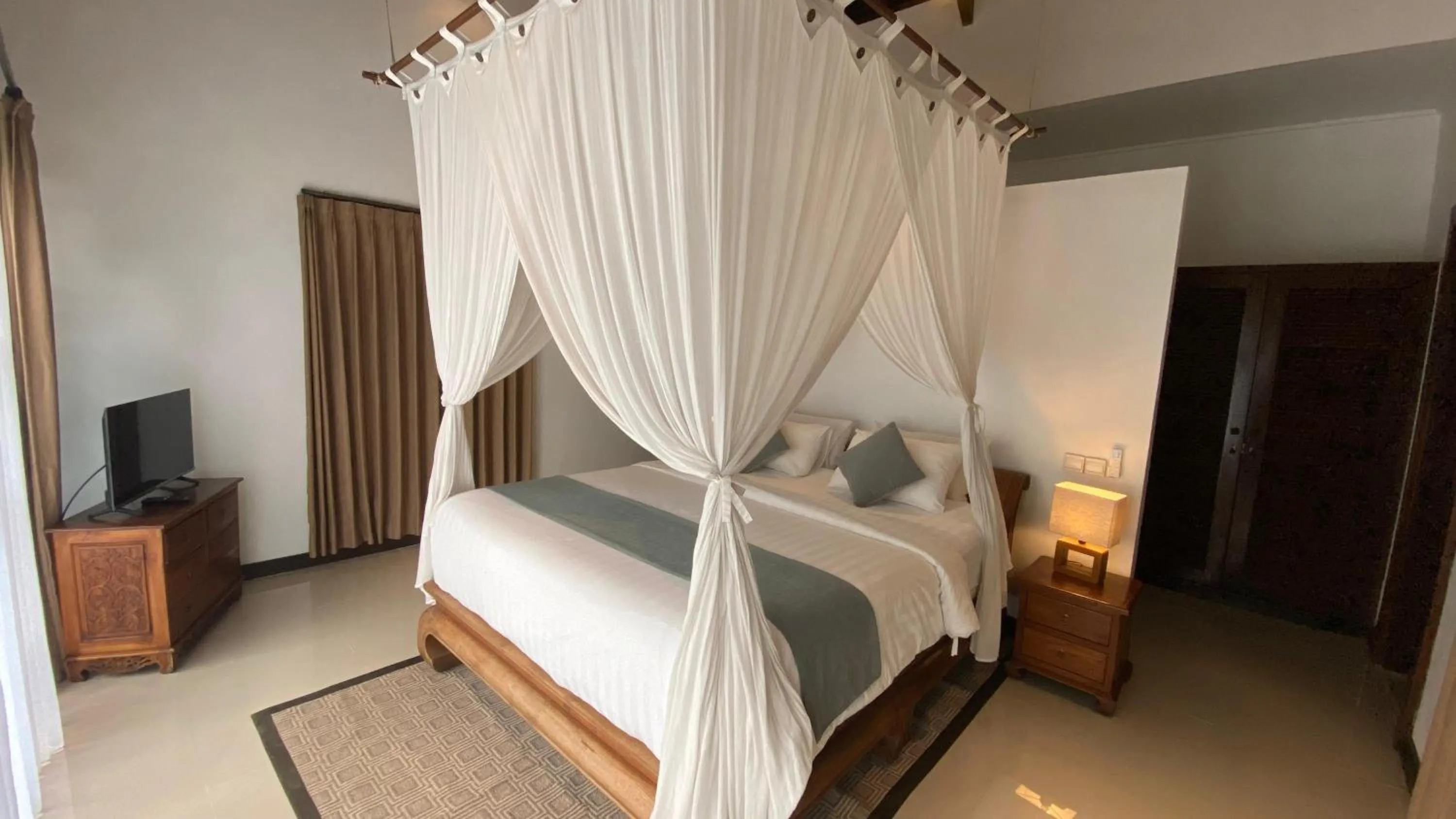 Bedroom, Bed in djabu Canggu Beach Villa