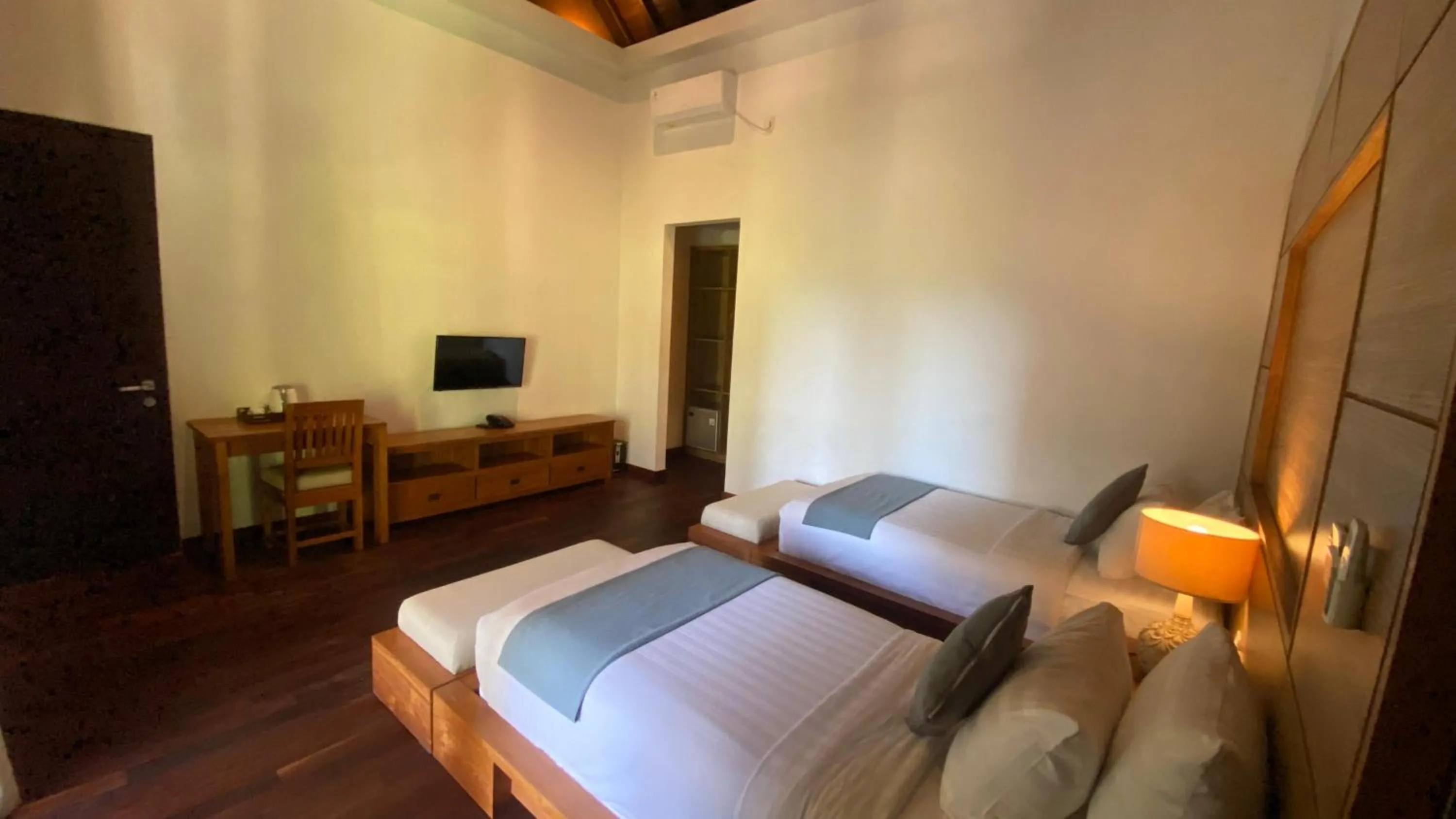 Bed in djabu Canggu Beach Villa