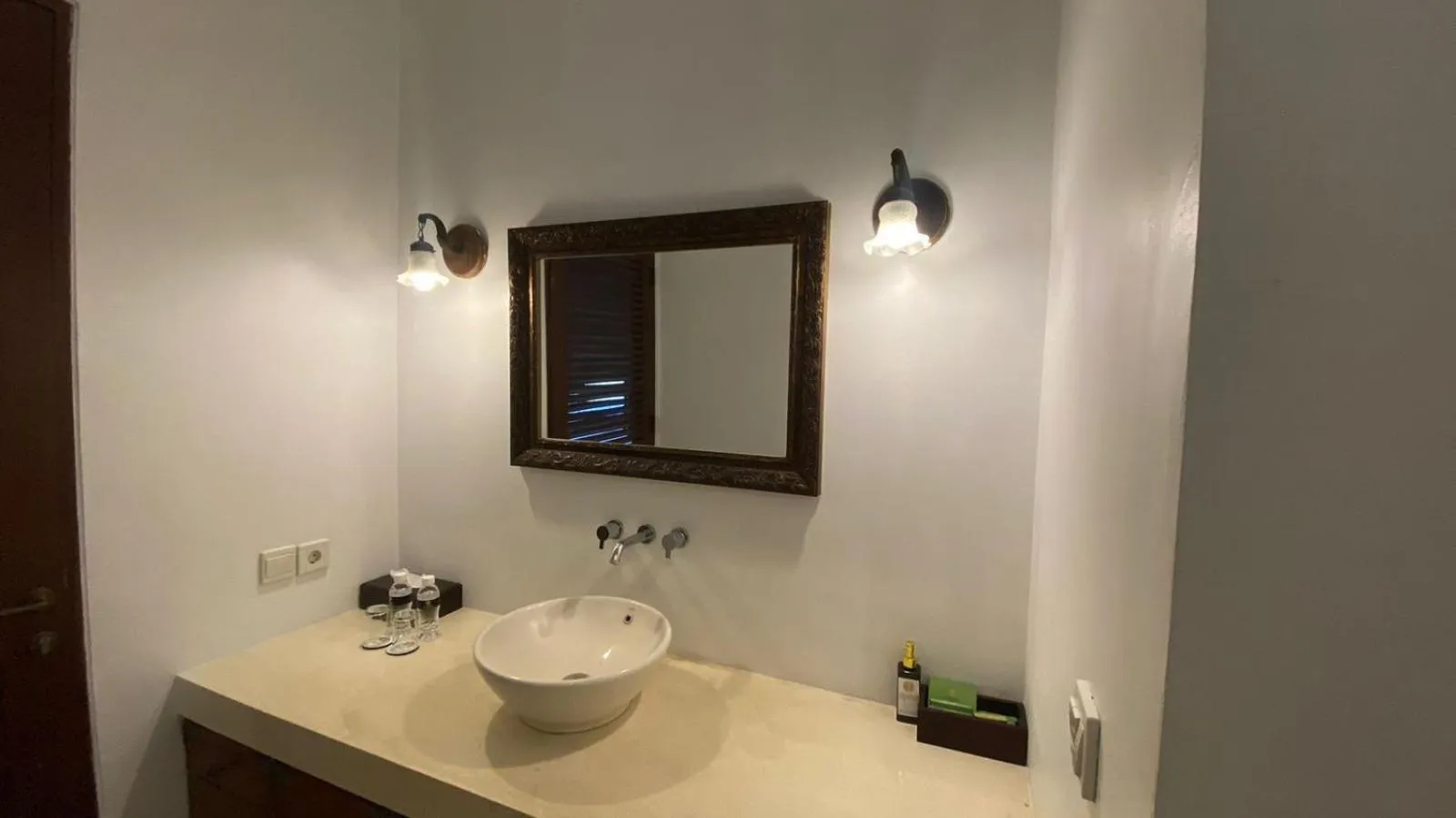 Bathroom in djabu Canggu Beach Villa