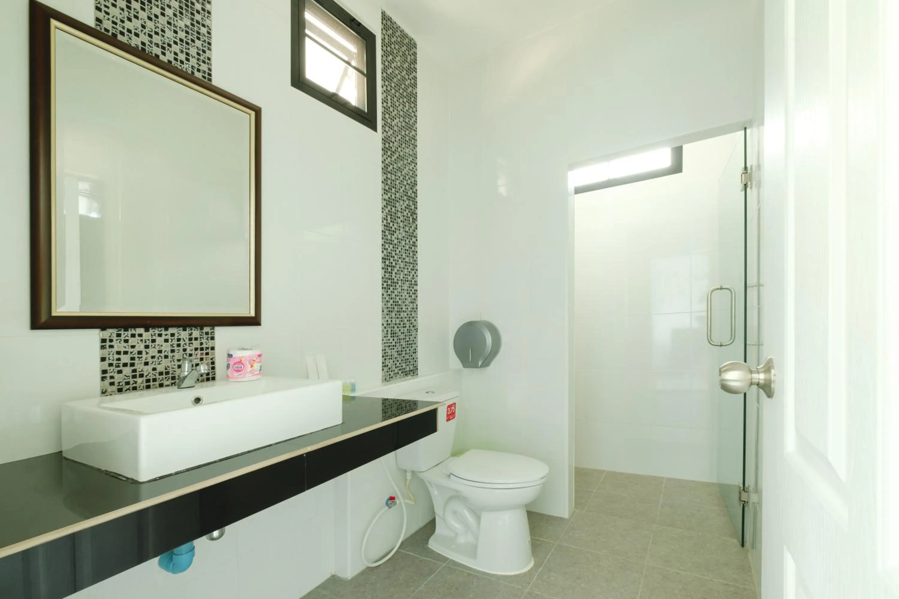 Bathroom in Saree Lagoon Villa Koh Samui