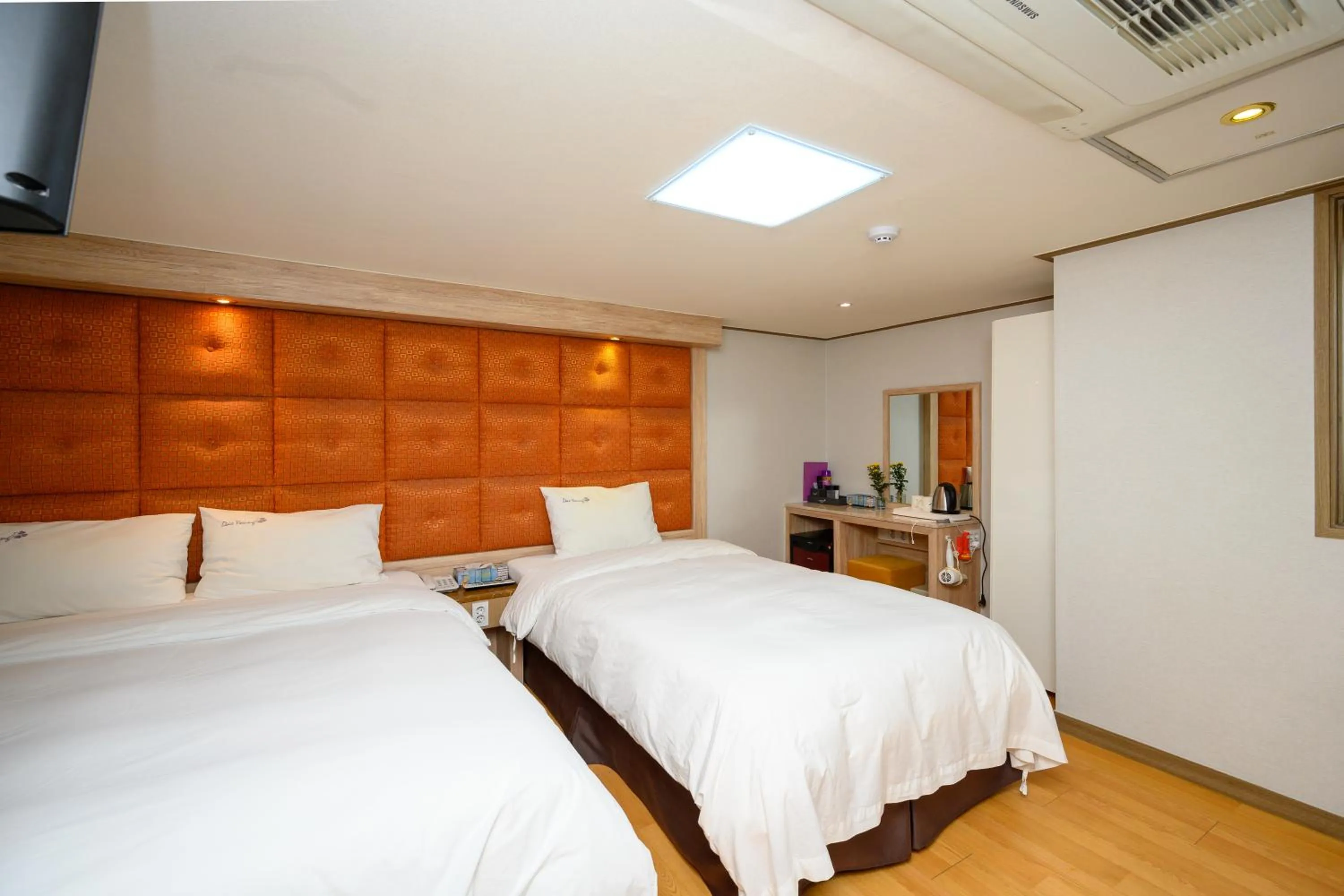 Bed in Daeyoung Hotel Myeongdong