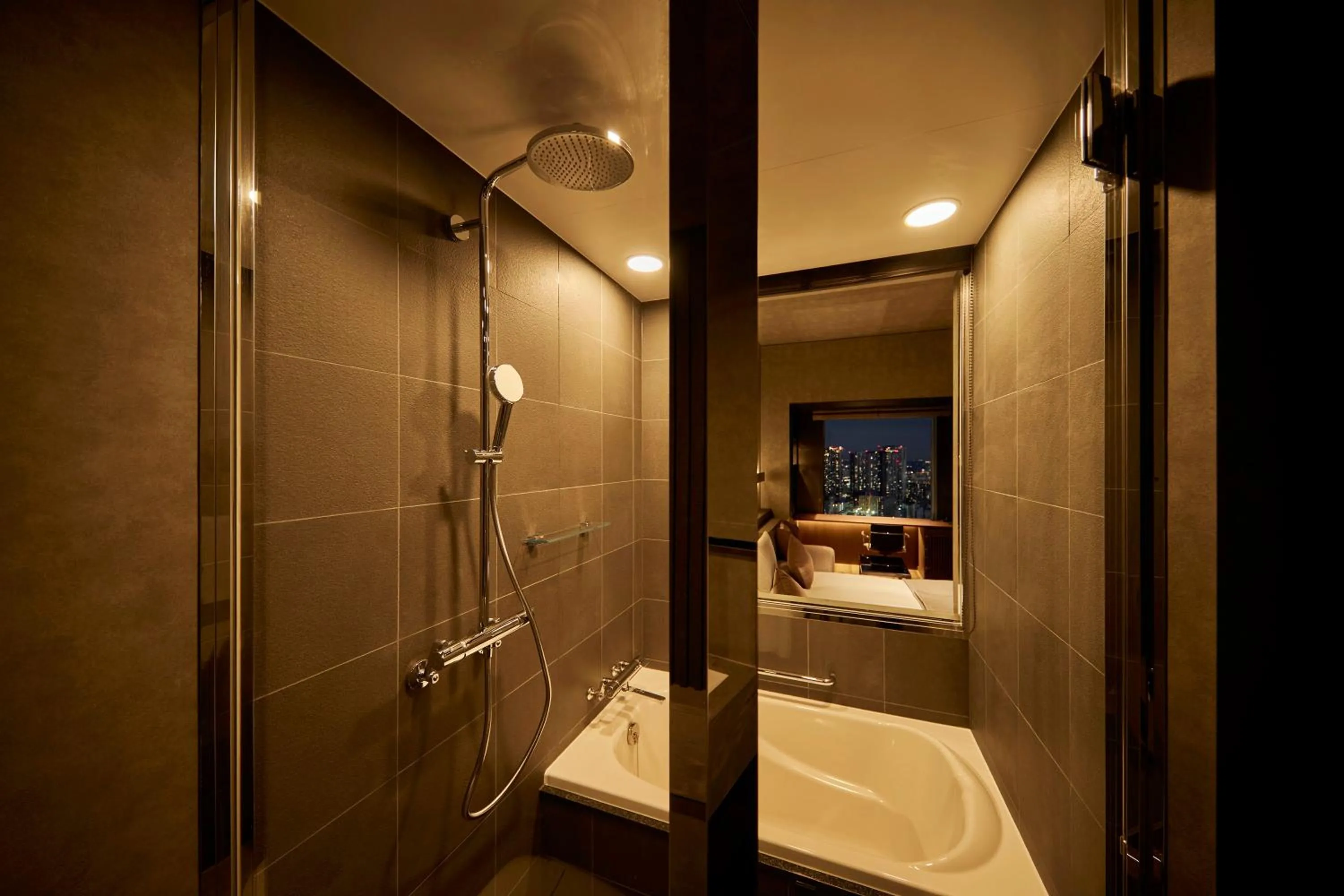 Bathroom in The Royal Park Hotel Iconic Tokyo Shiodome