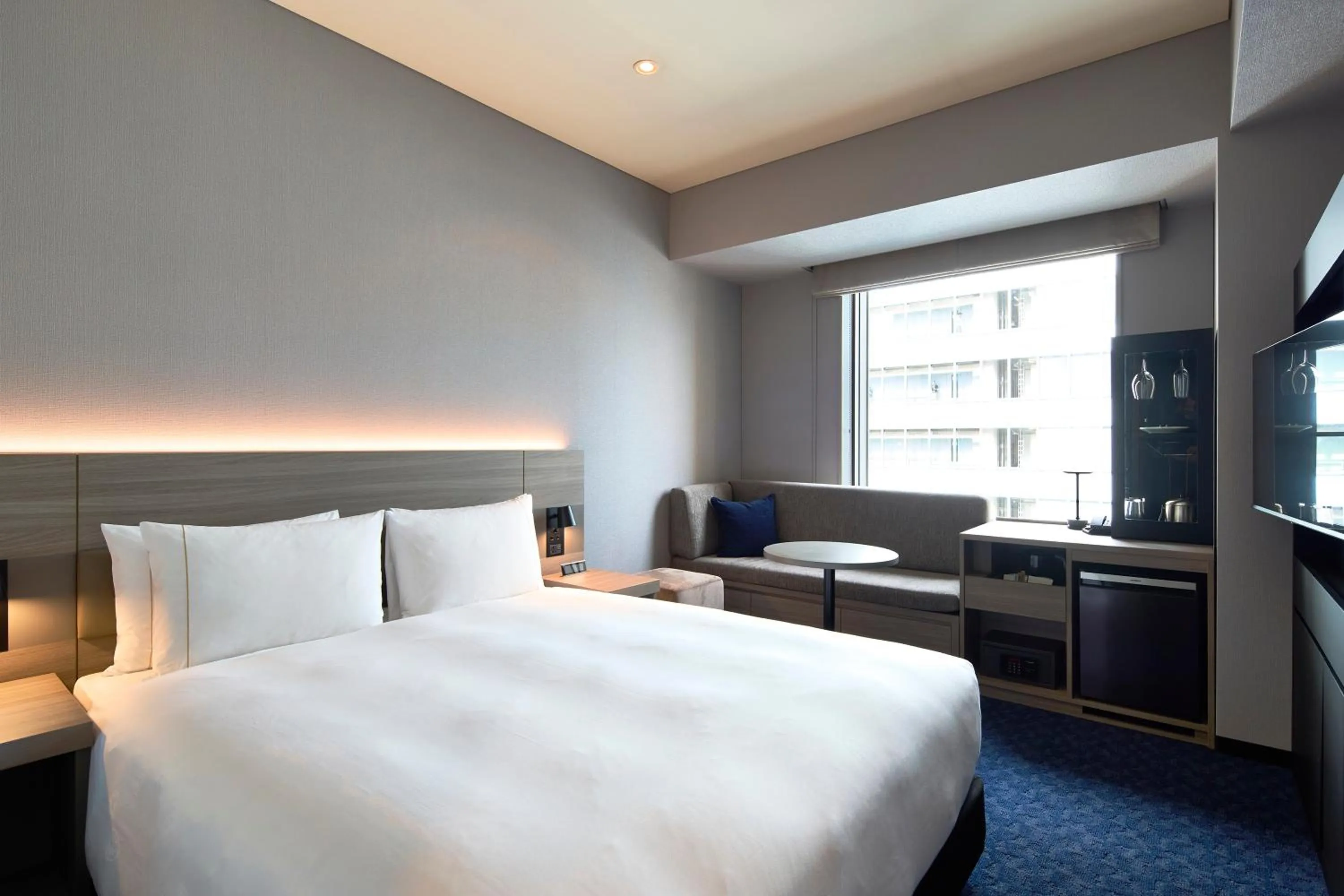 Photo of the whole room, Bed in The Royal Park Hotel Iconic Tokyo Shiodome