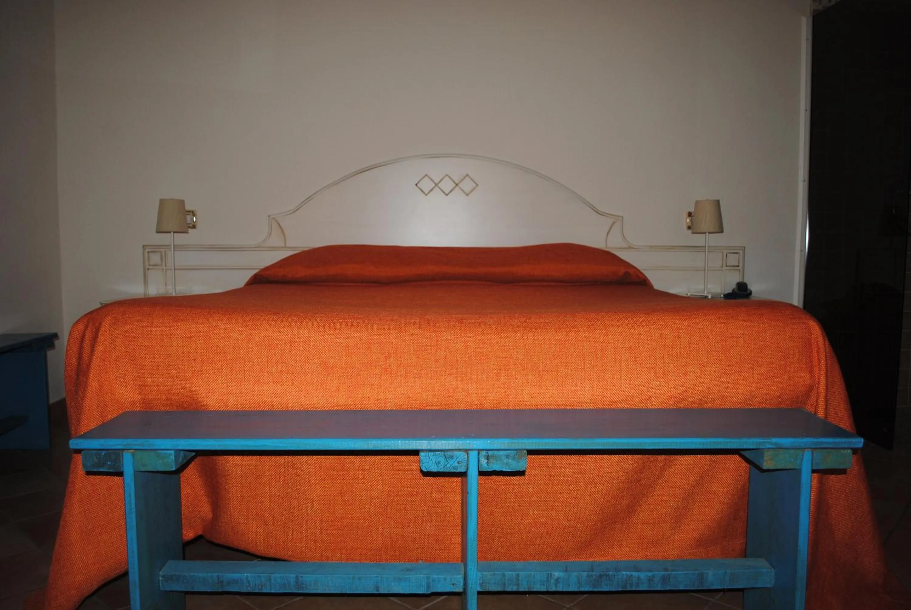 Bedroom, Bed in Hotel Giardino Giamperduto