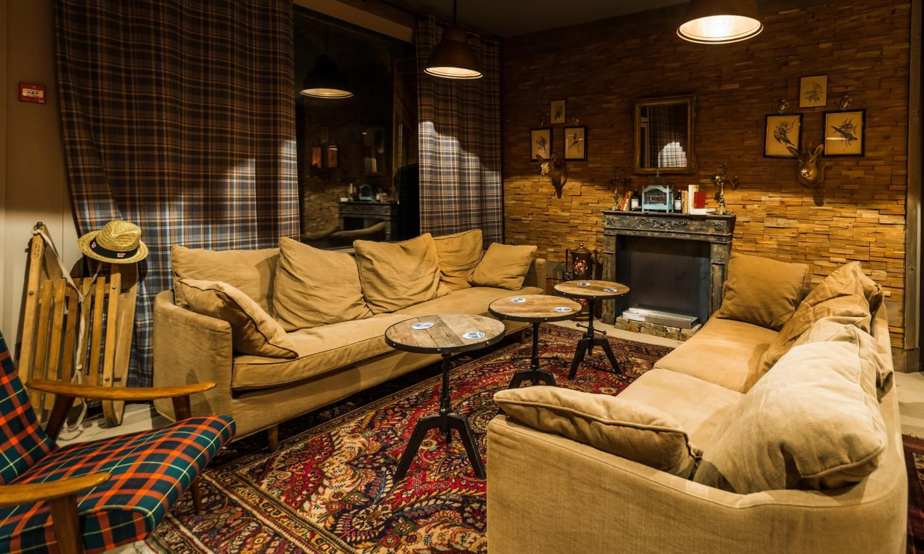 Lounge or bar in Hotel Le Portillo