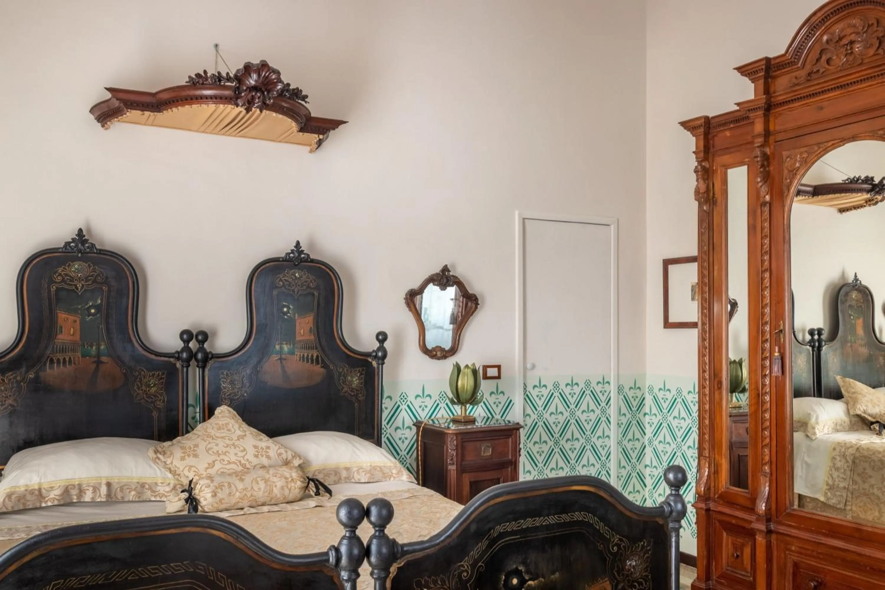 Bedroom, Bed in Villa Nicolaci - Liberty Suites