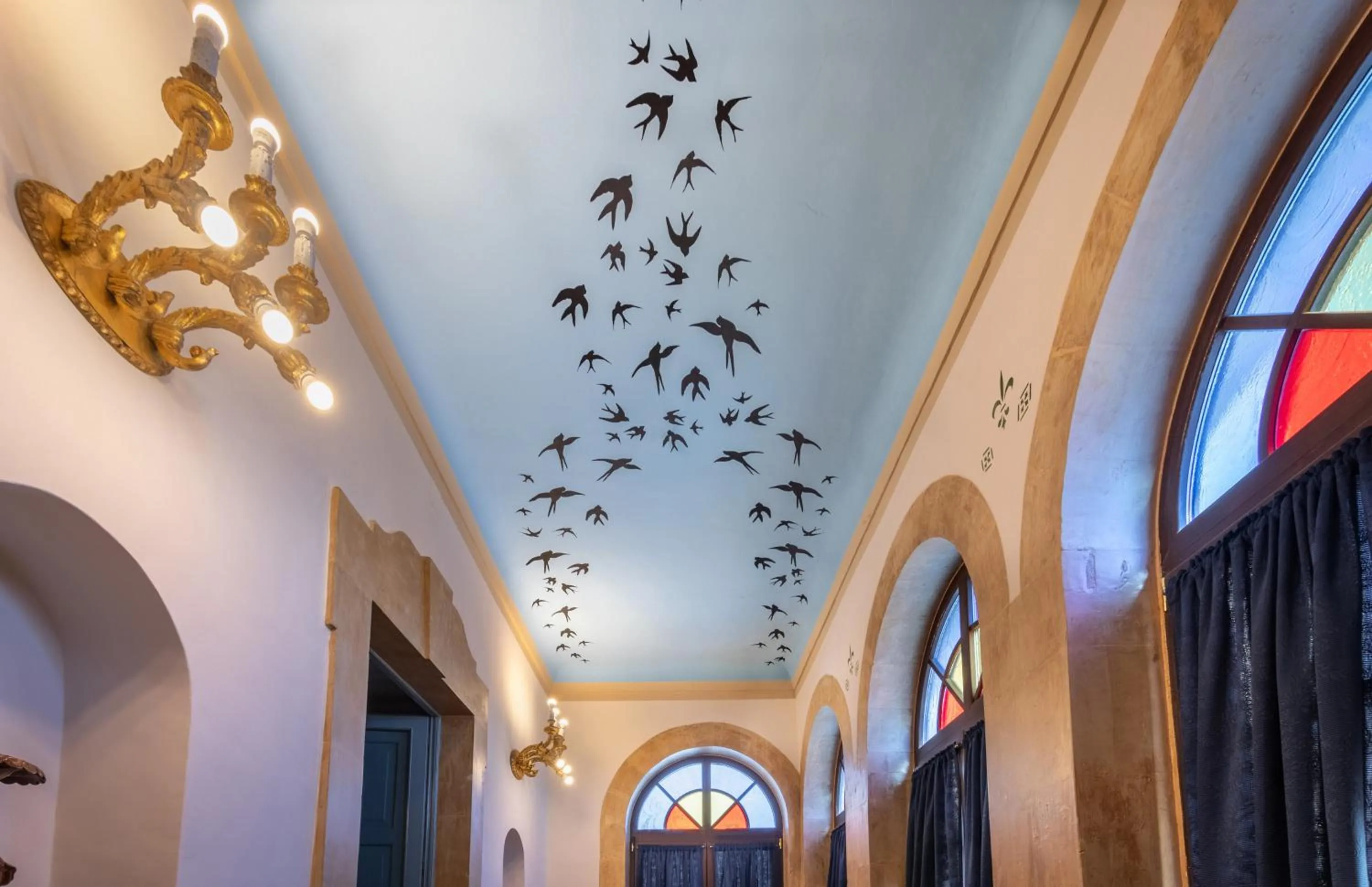 Decorative detail in Villa Nicolaci - Liberty Suites