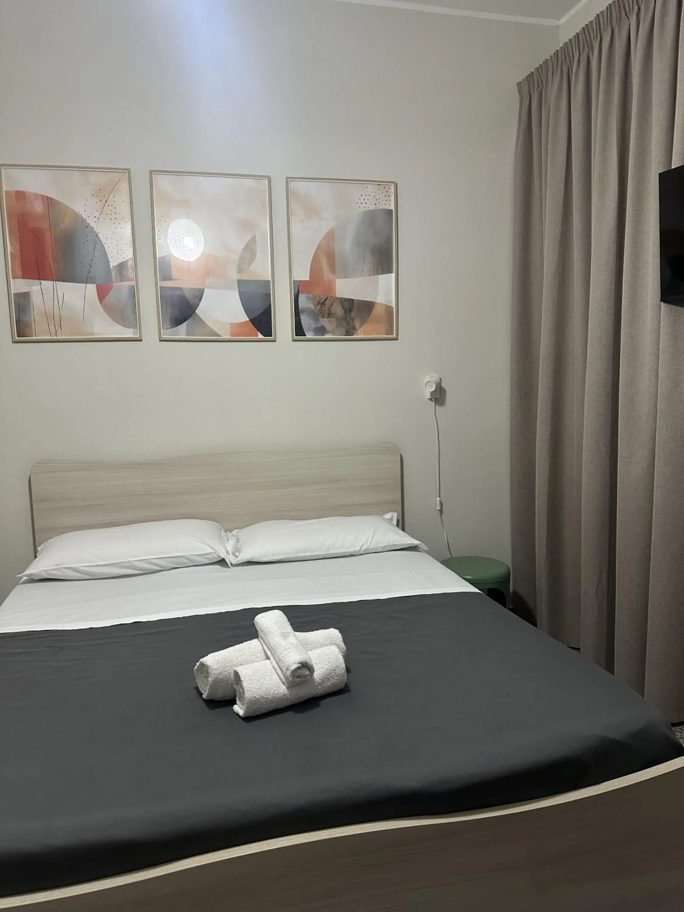 Standard Double Room - single occupancy in Charm Airport Standard Double Room - single occupancy in Charm Airport