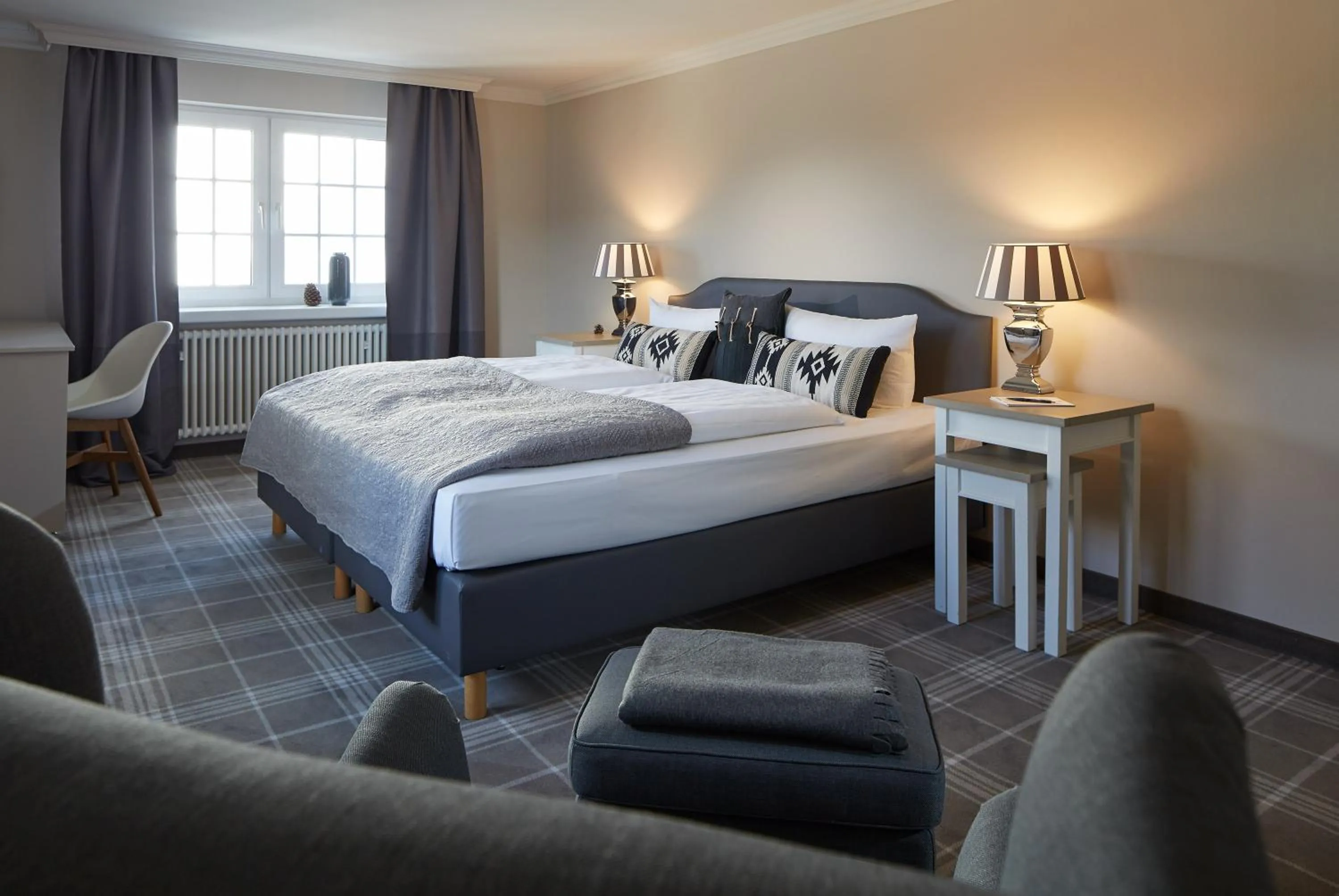 Photo of the whole room, Bed in Gästehaus Warsteiner Welt