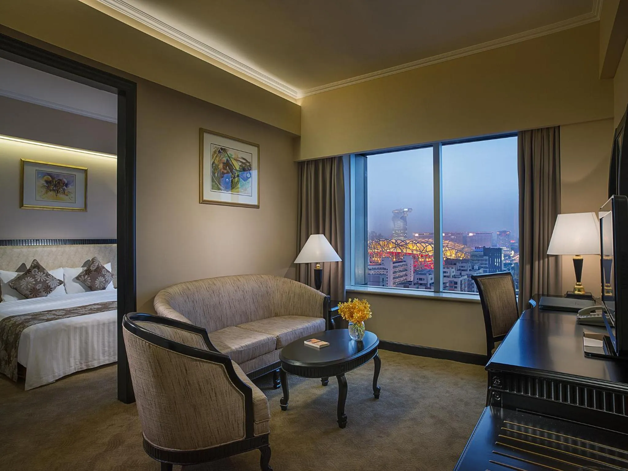 Photo of the whole room, Bed in Celebrity International Grand Hotel