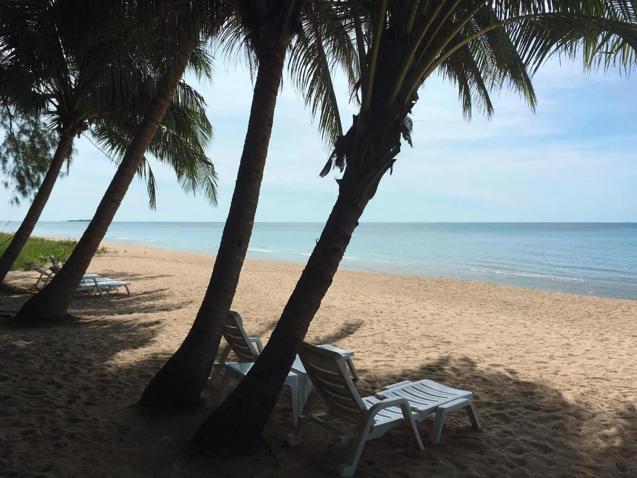 Beach in Bayview Beach Resort