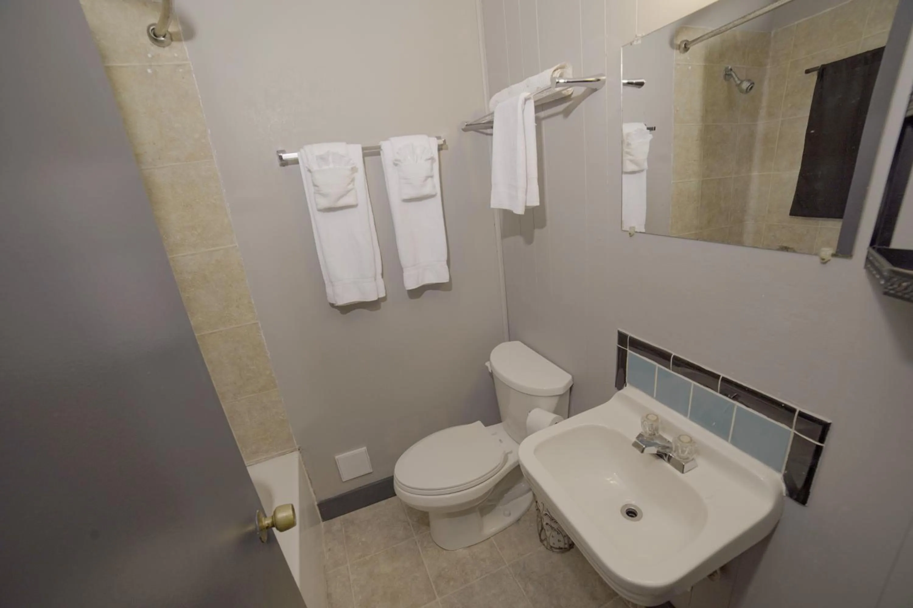 Glen Garry motel and cottages