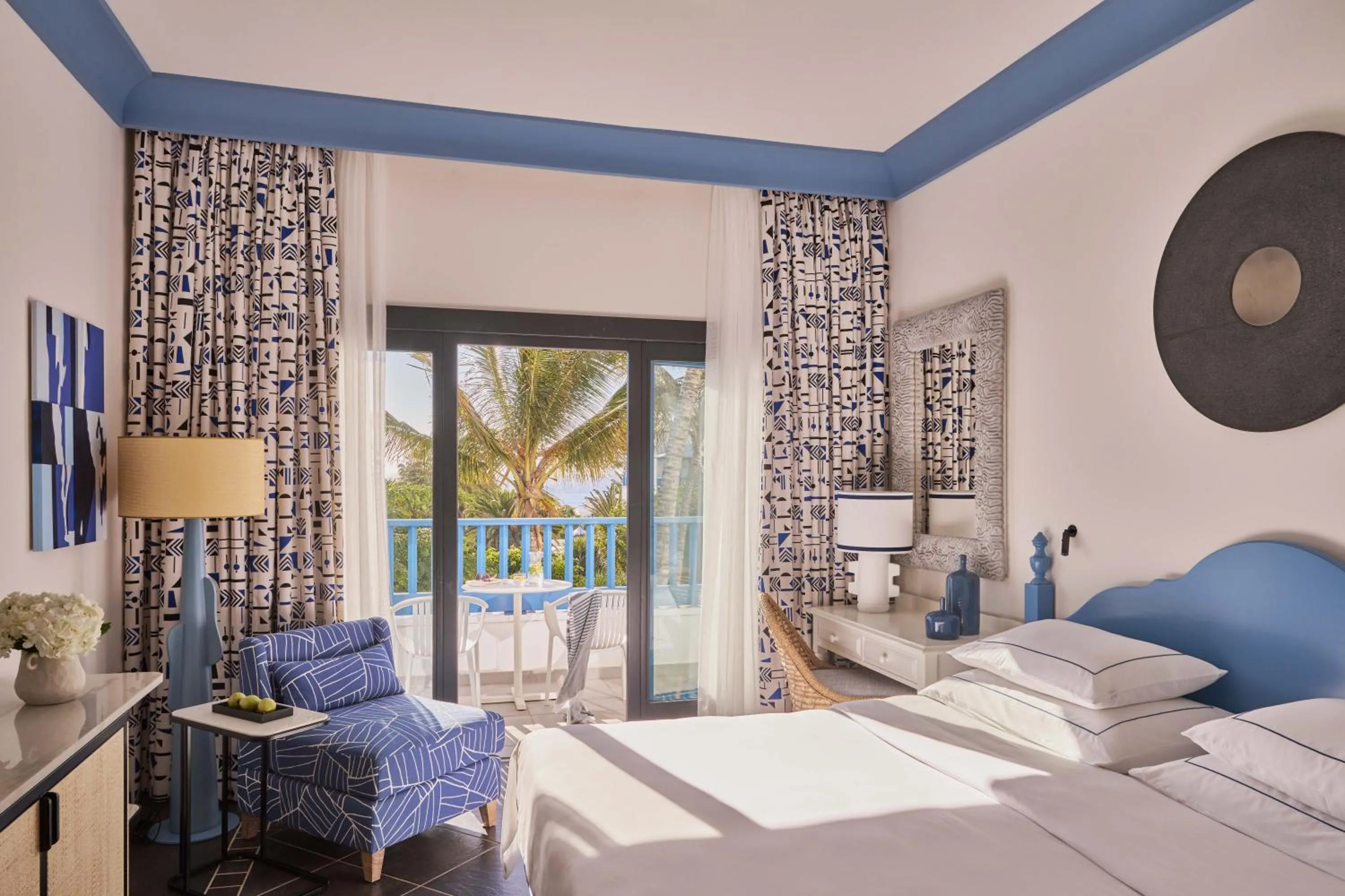 Photo of the whole room, Bed in Seaside Los Jameos