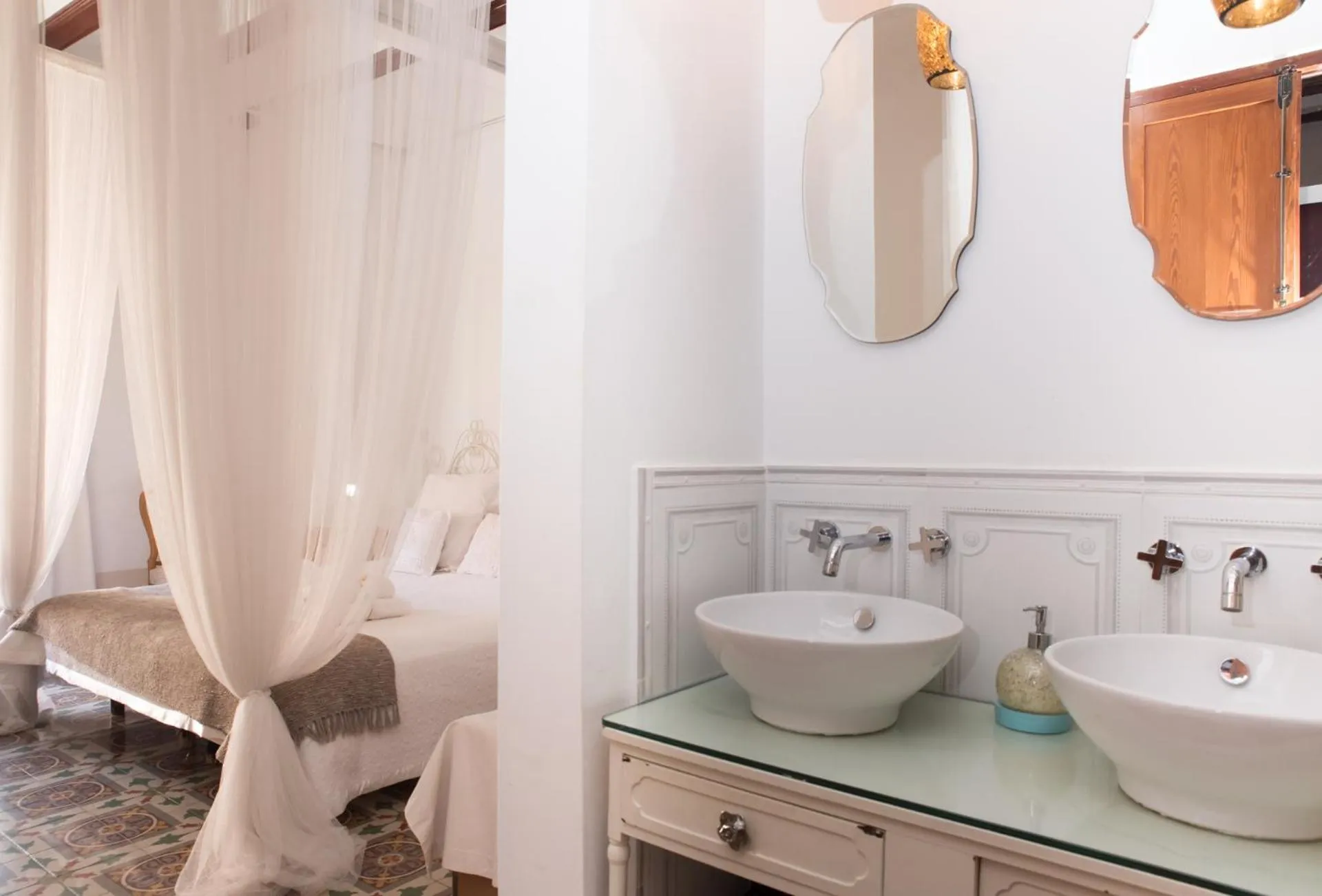 Toilet in Casa Arizo, Adults Recommended