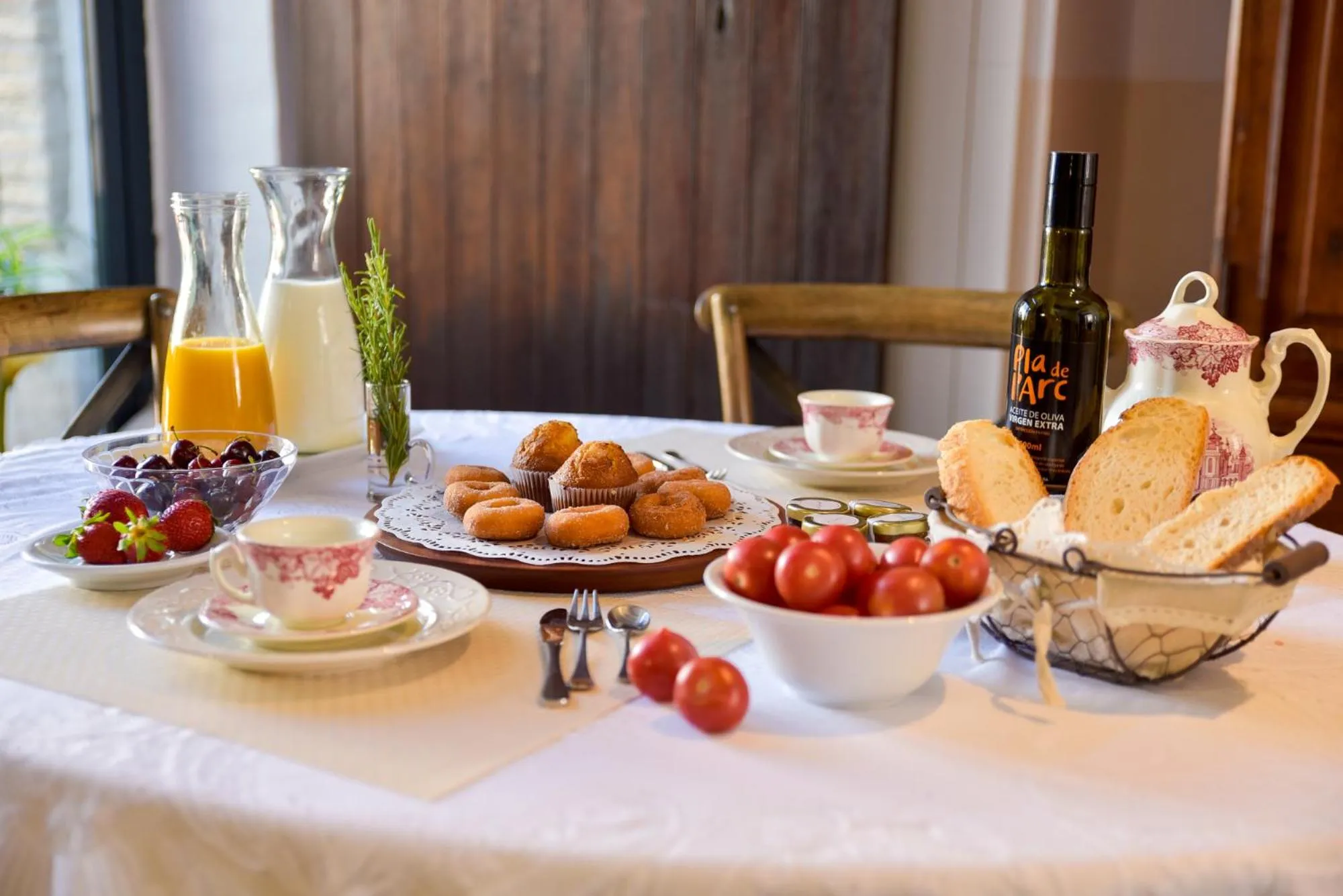 Food and drinks in Casa Arizo, Adults Recommended