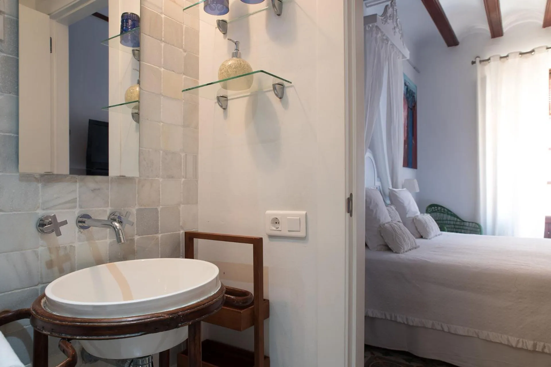 Bathroom, Bed in Casa Arizo, Adults Recommended