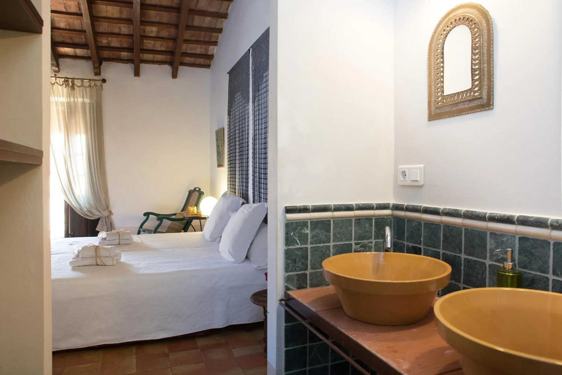 Bathroom, Bed in Casa Arizo, Hotel Boutique