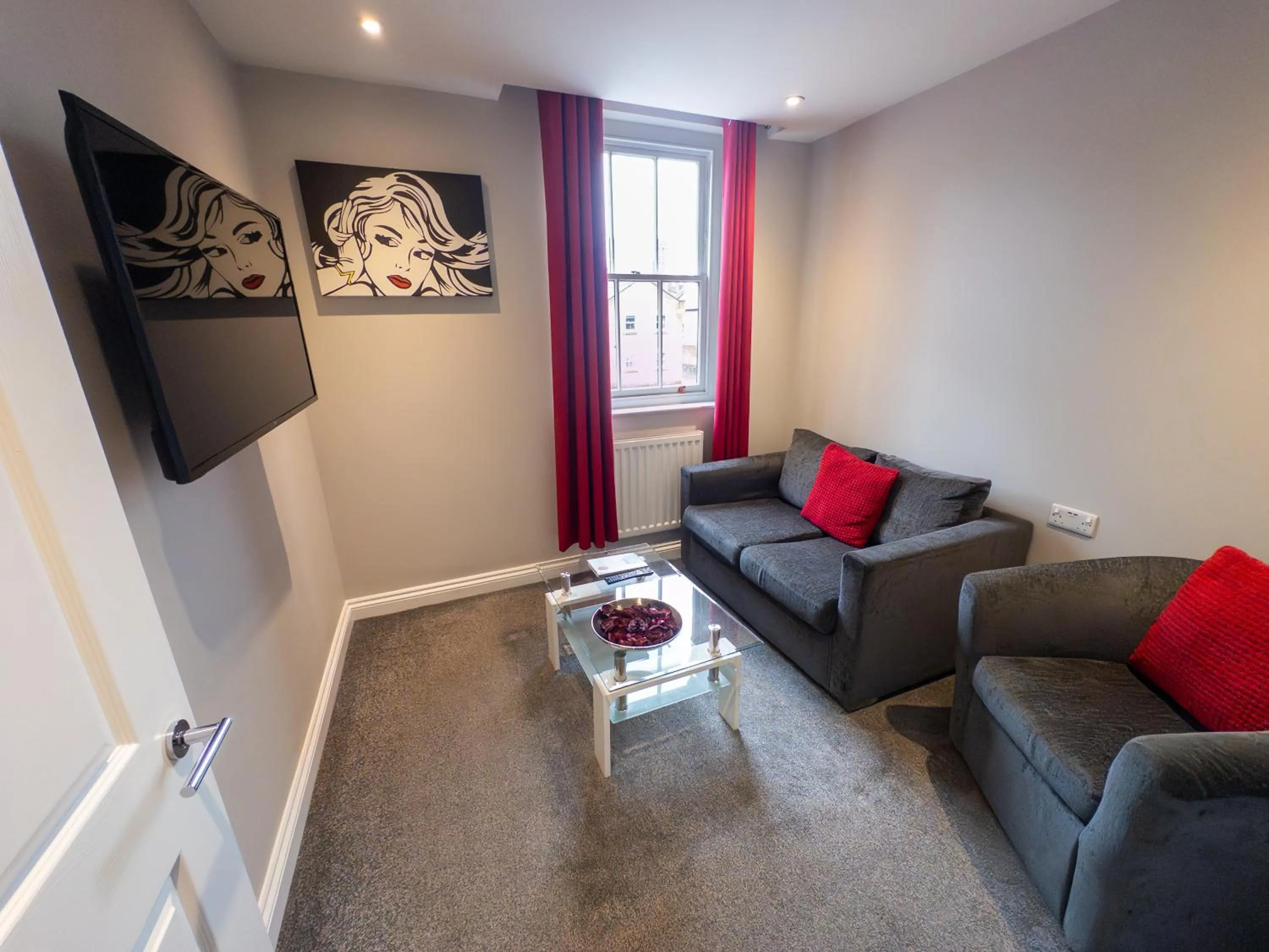 TV and multimedia in The Stay Company, Friar Gate