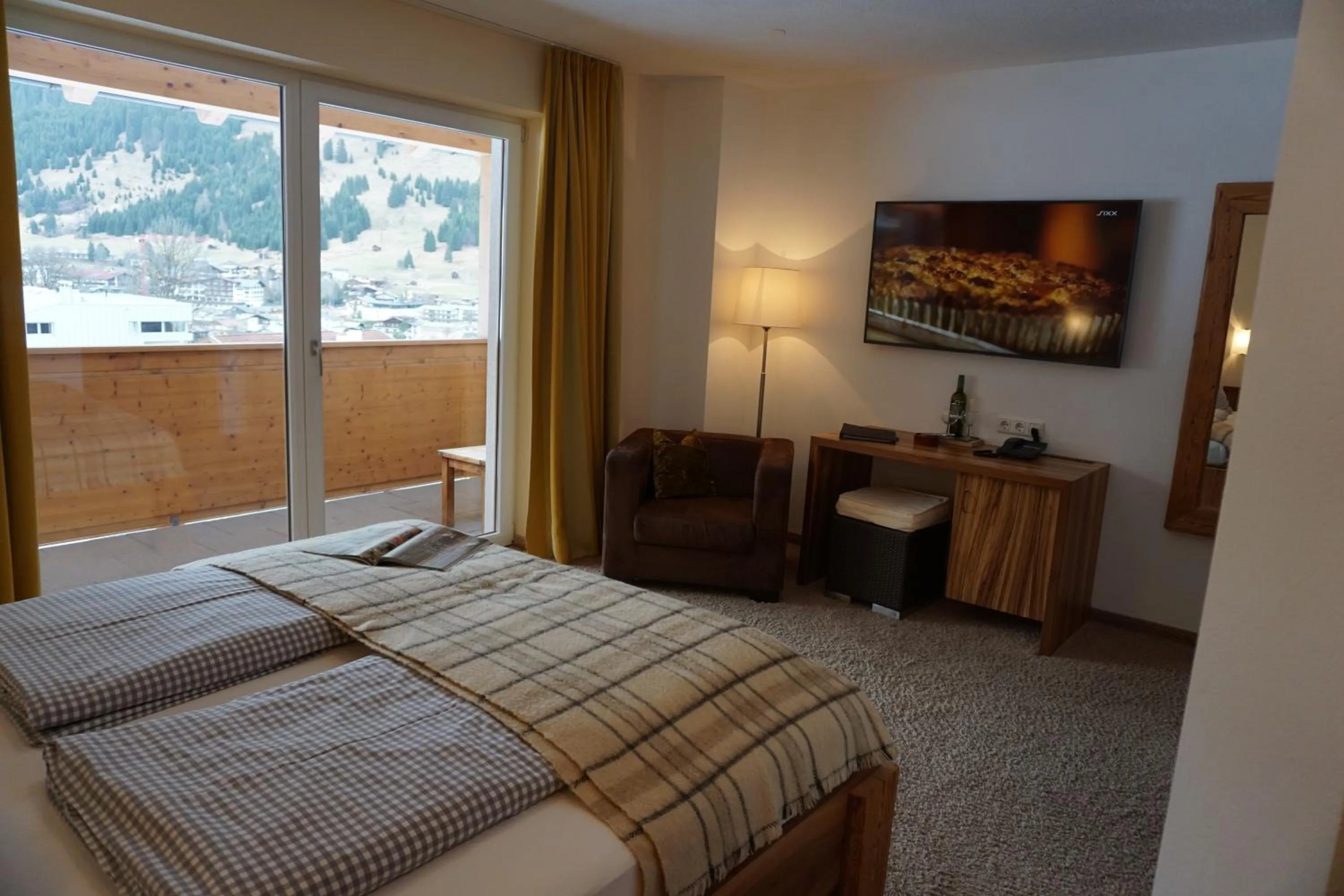 Photo of the whole room, Bed in Apart Ideal