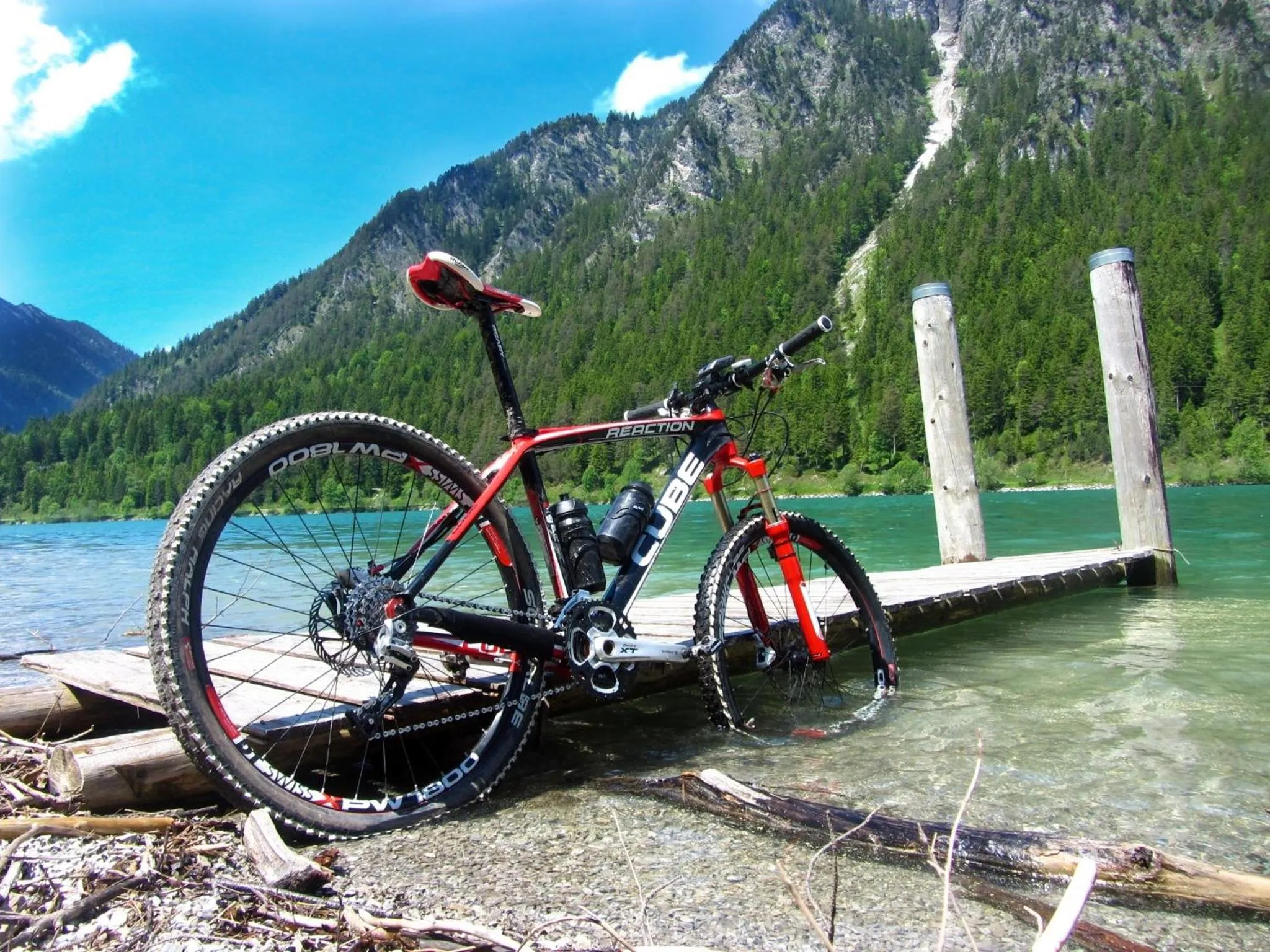 Area and facilities in Apart Ideal