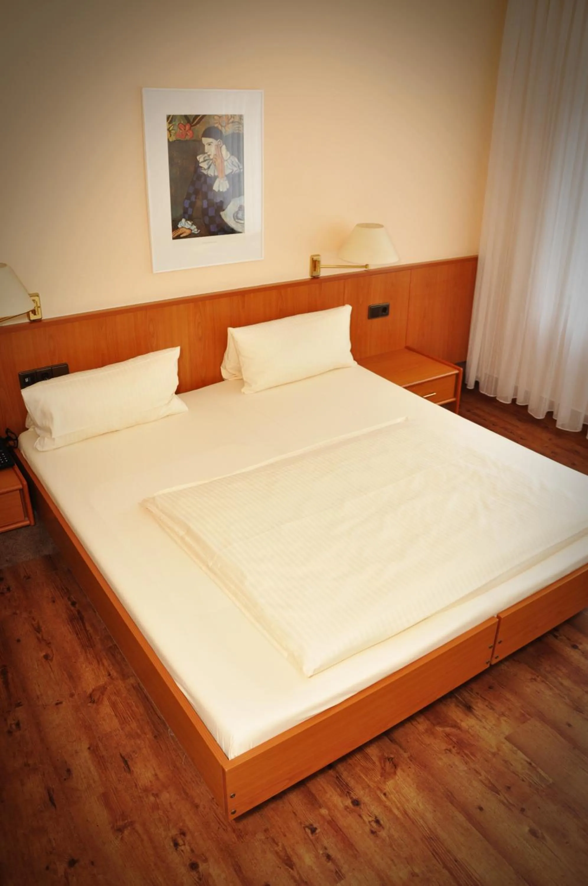 Photo of the whole room, Bed in Hotel Litjes