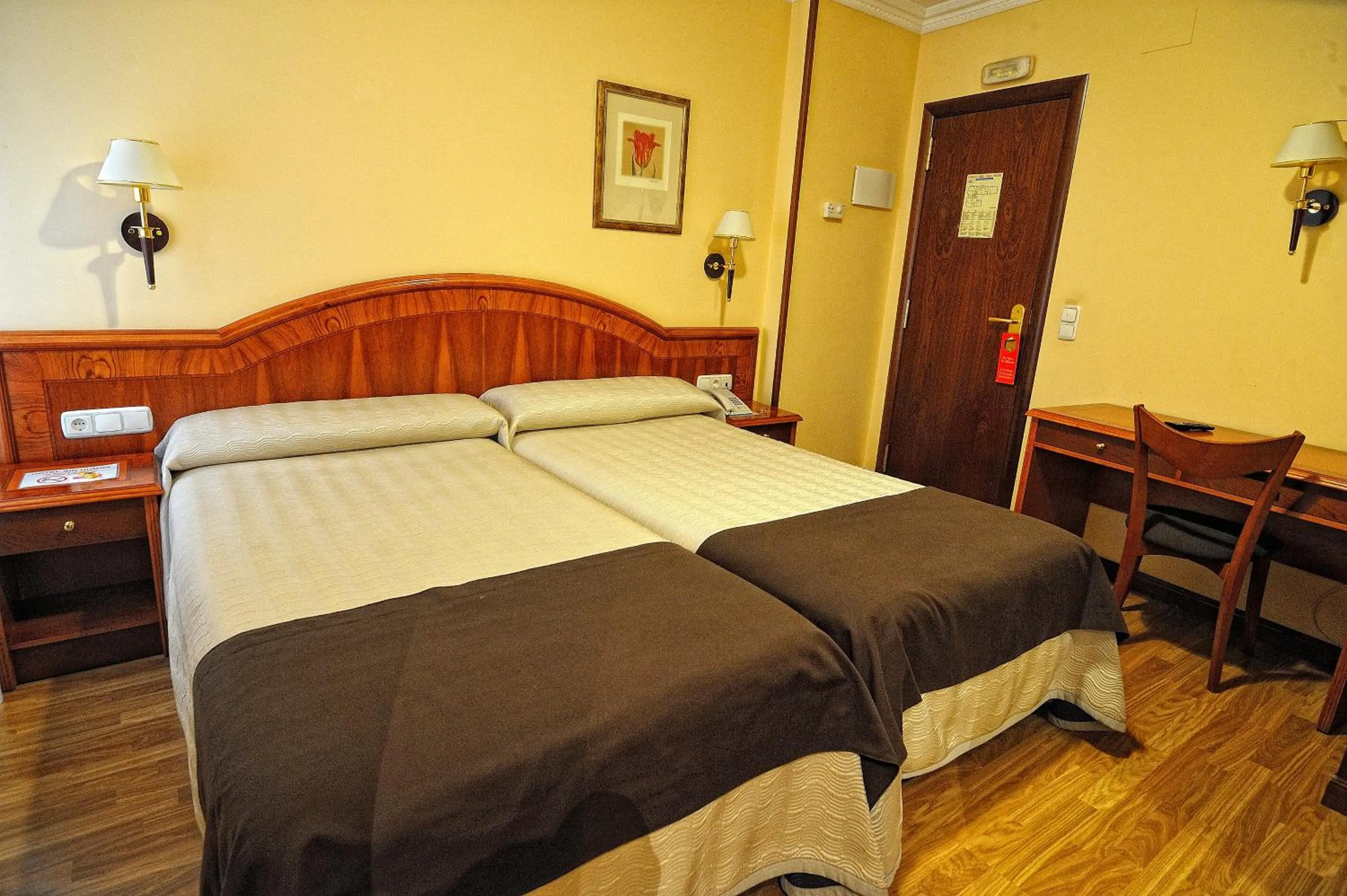 Bed in Hotel Alisi