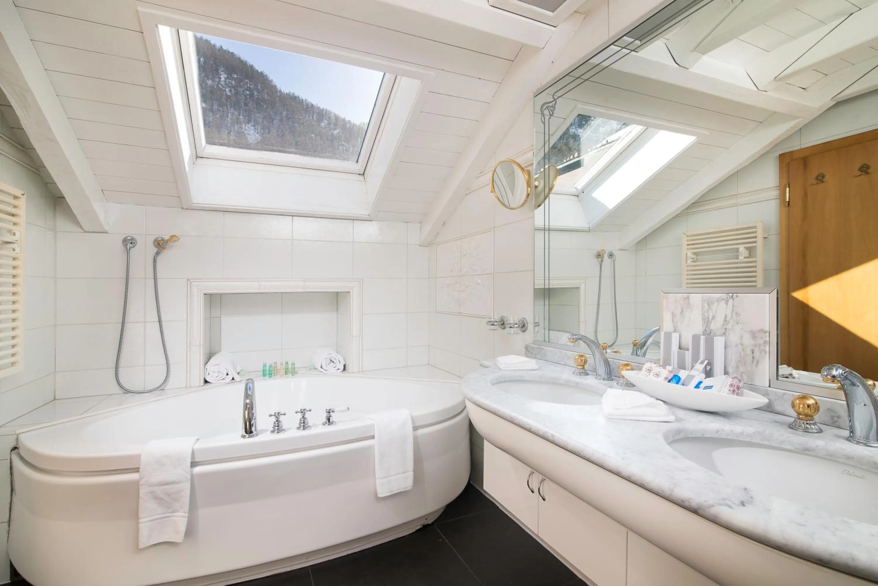 Bathroom in Boutique Hotel Albana Real - Restaurants & Spa