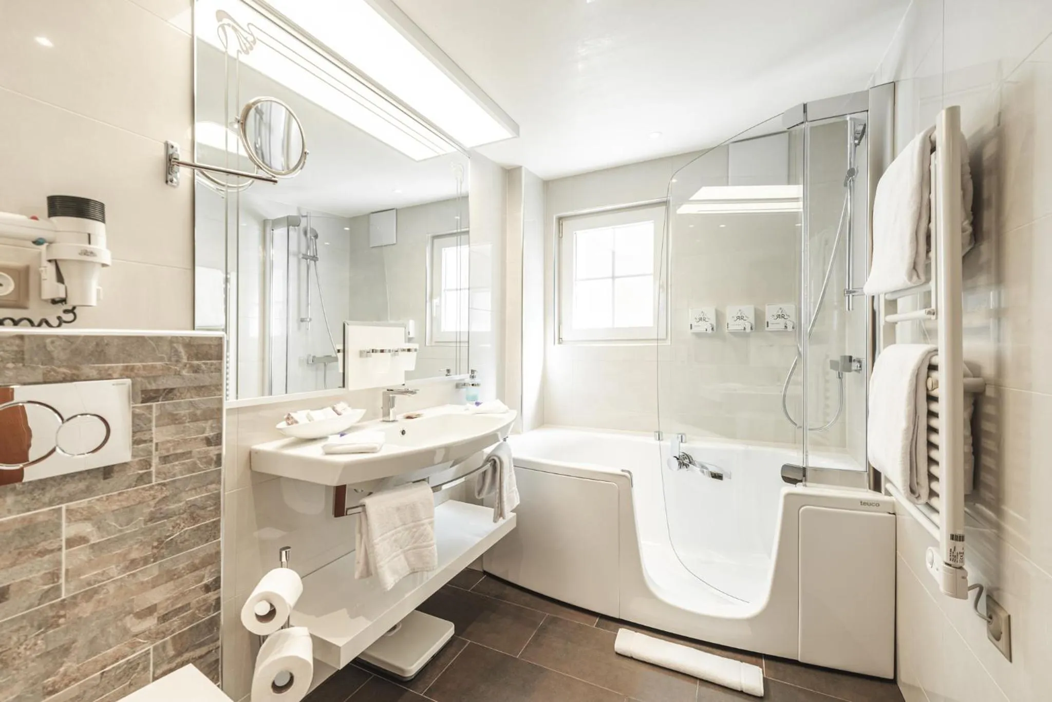 Bathroom in Boutique Hotel Albana Real - Restaurants & Spa