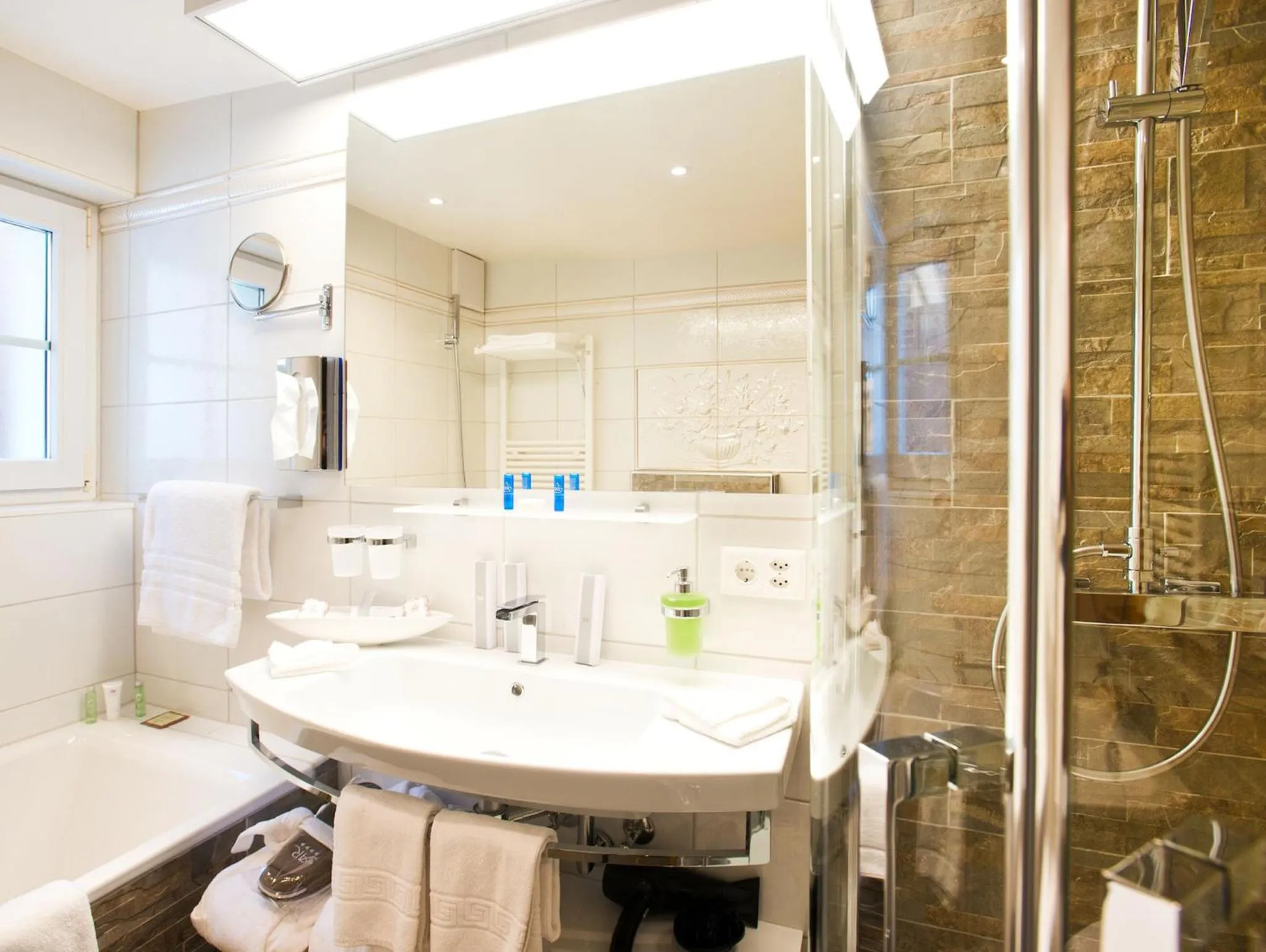 Bathroom in Boutique Hotel Albana Real - Restaurants & Spa