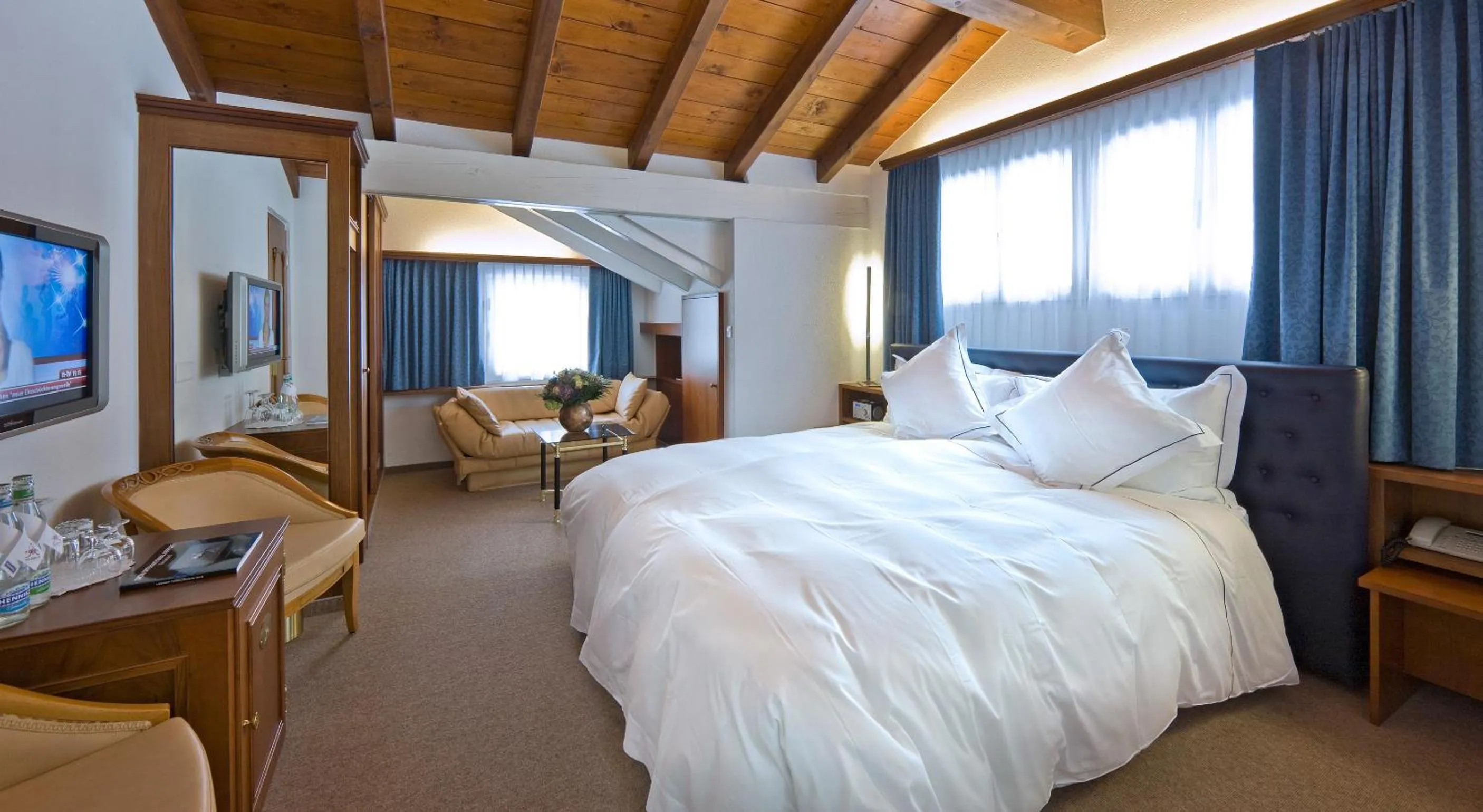 Bed in Boutique Hotel Albana Real - Restaurants & Spa