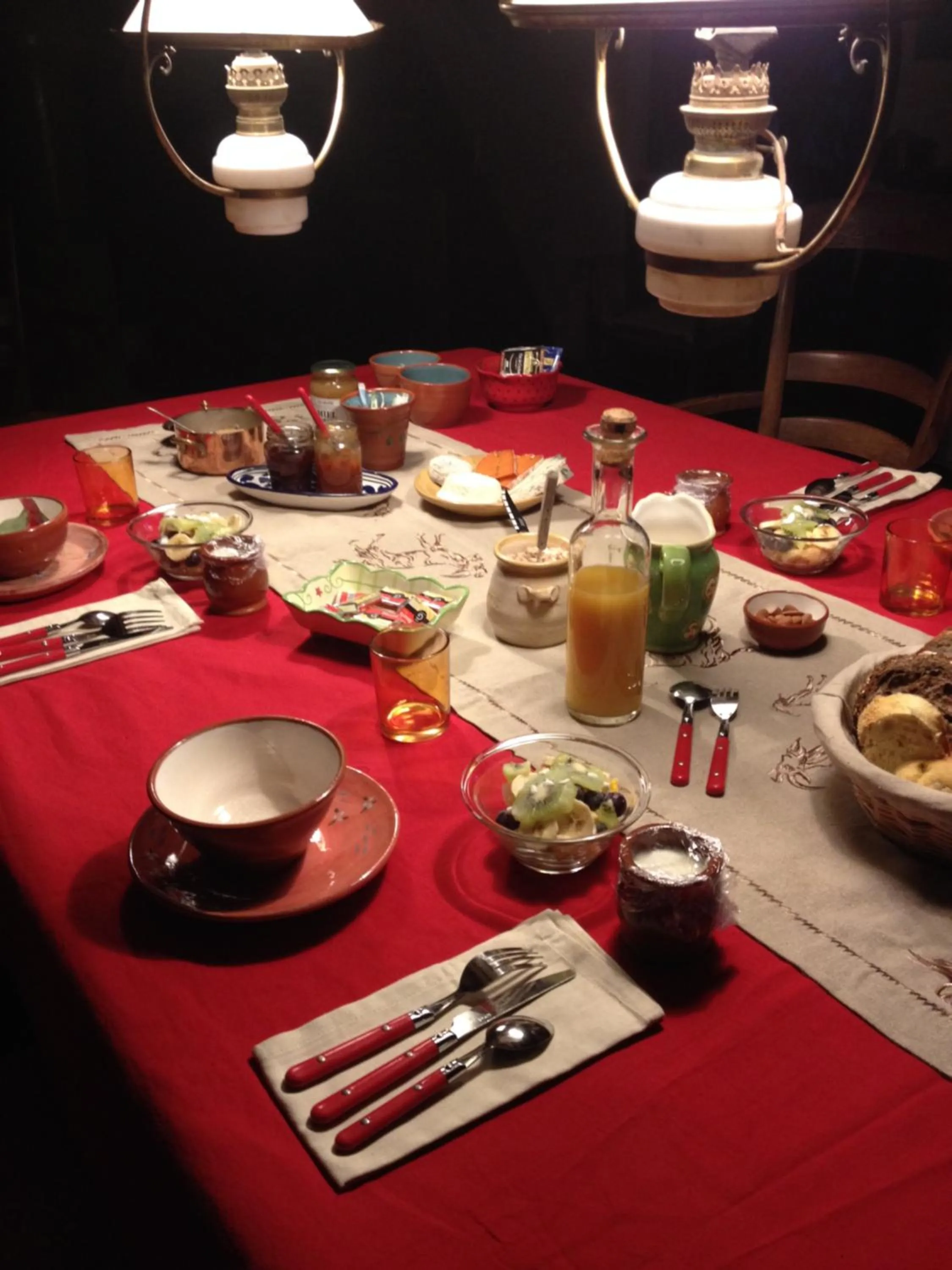 Breakfast in Moulin de Champrond -Montmirail -Sarthe