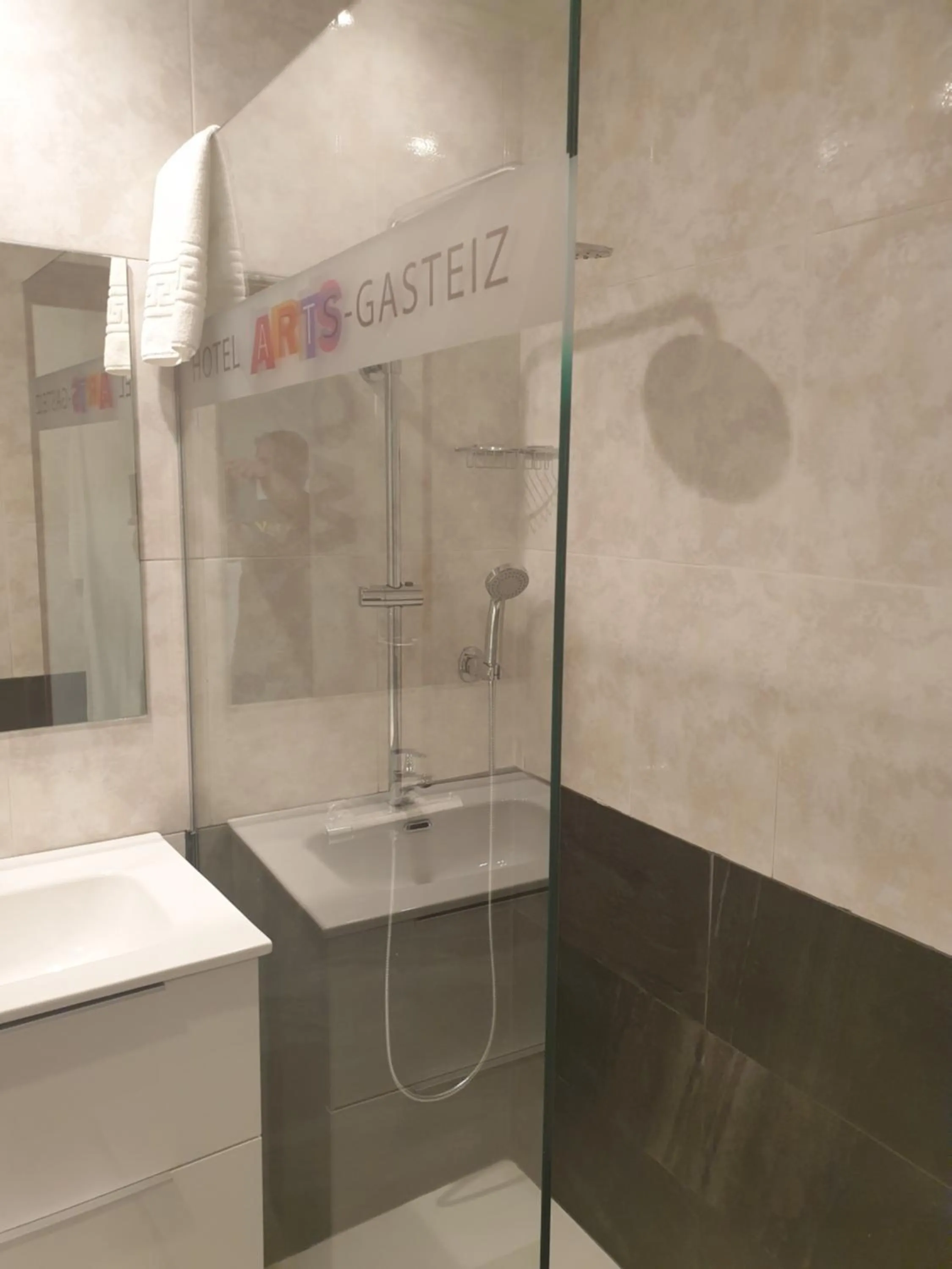 Bathroom in Hotel Arts - Gasteiz Centro