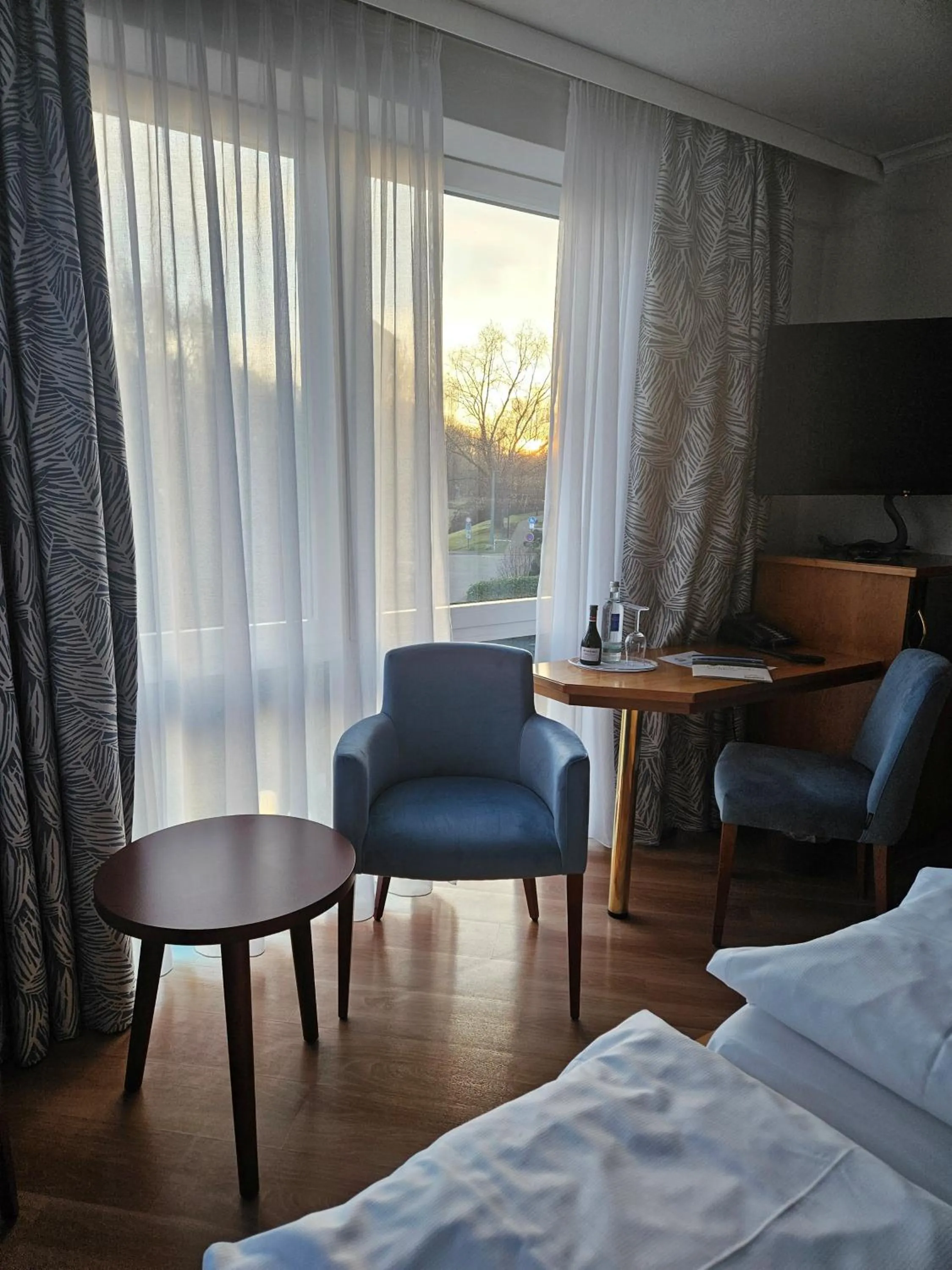 Bedroom, Bed in Rheinhotel Larus