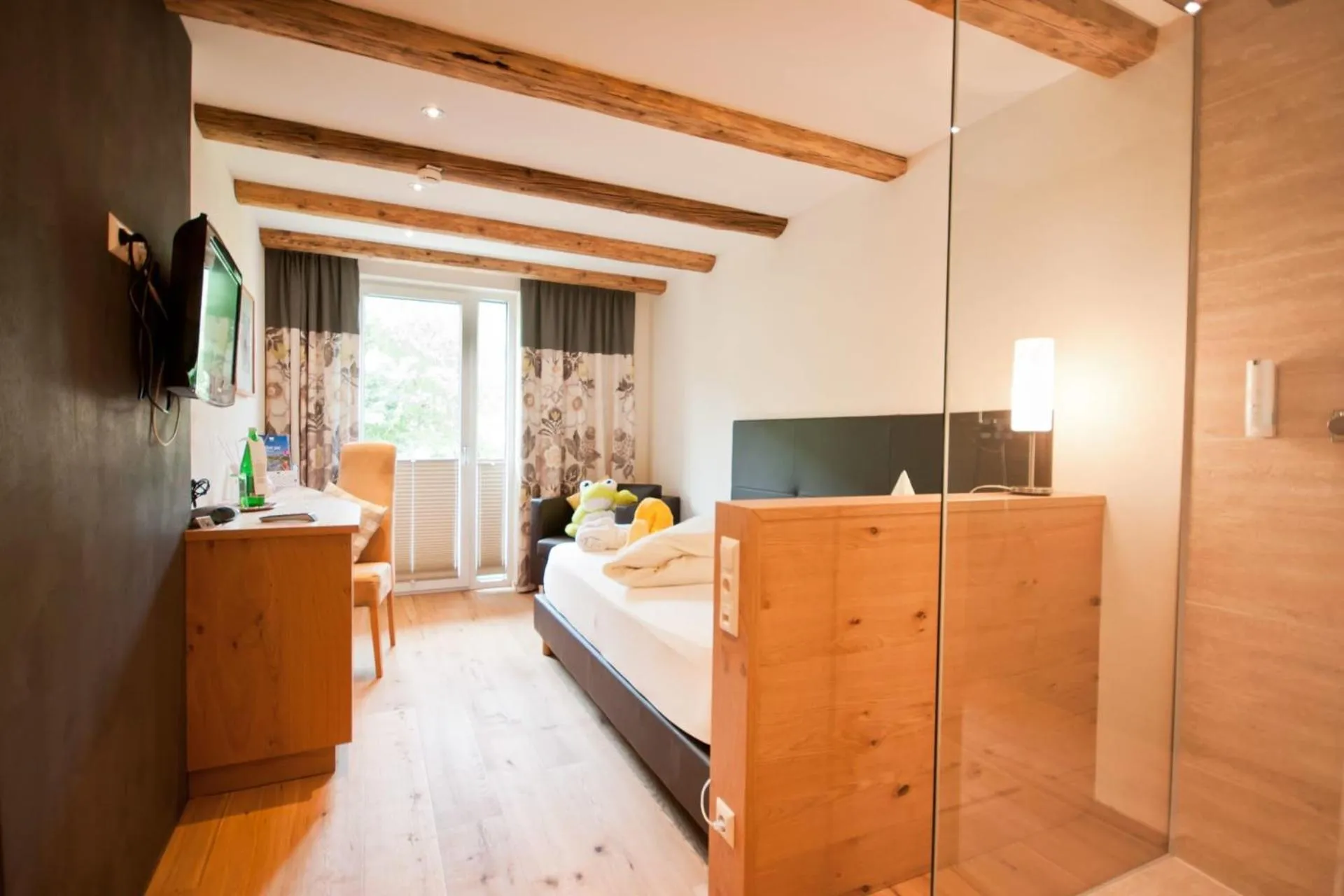 Bed in Hotel Riederhof- Urlaub mit WAU!