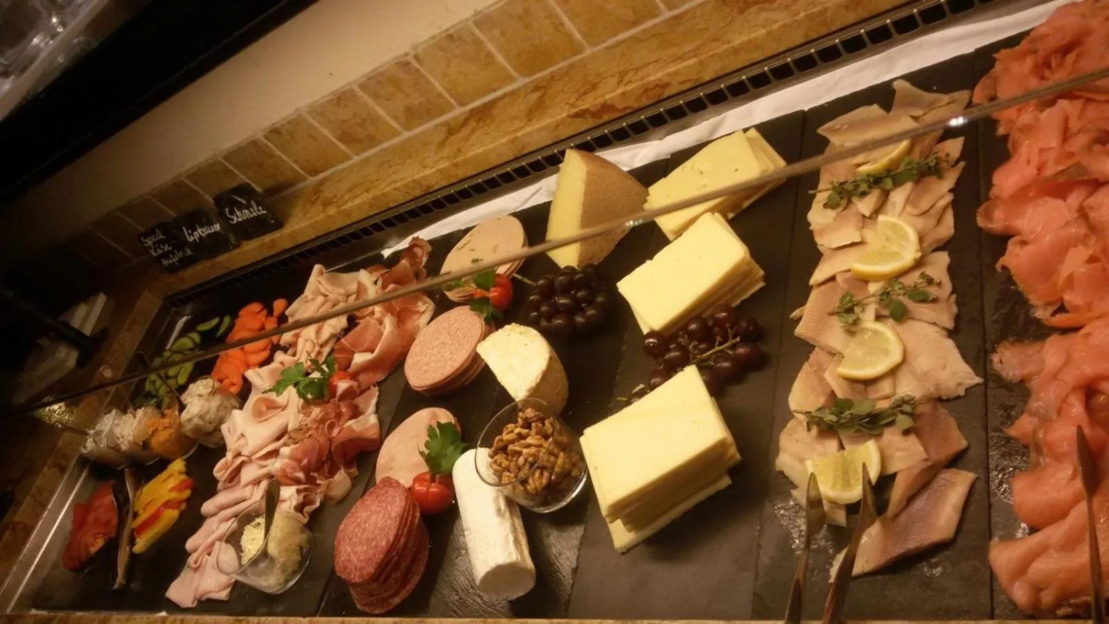 Continental breakfast in Hotel Riederhof- Urlaub mit WAU!