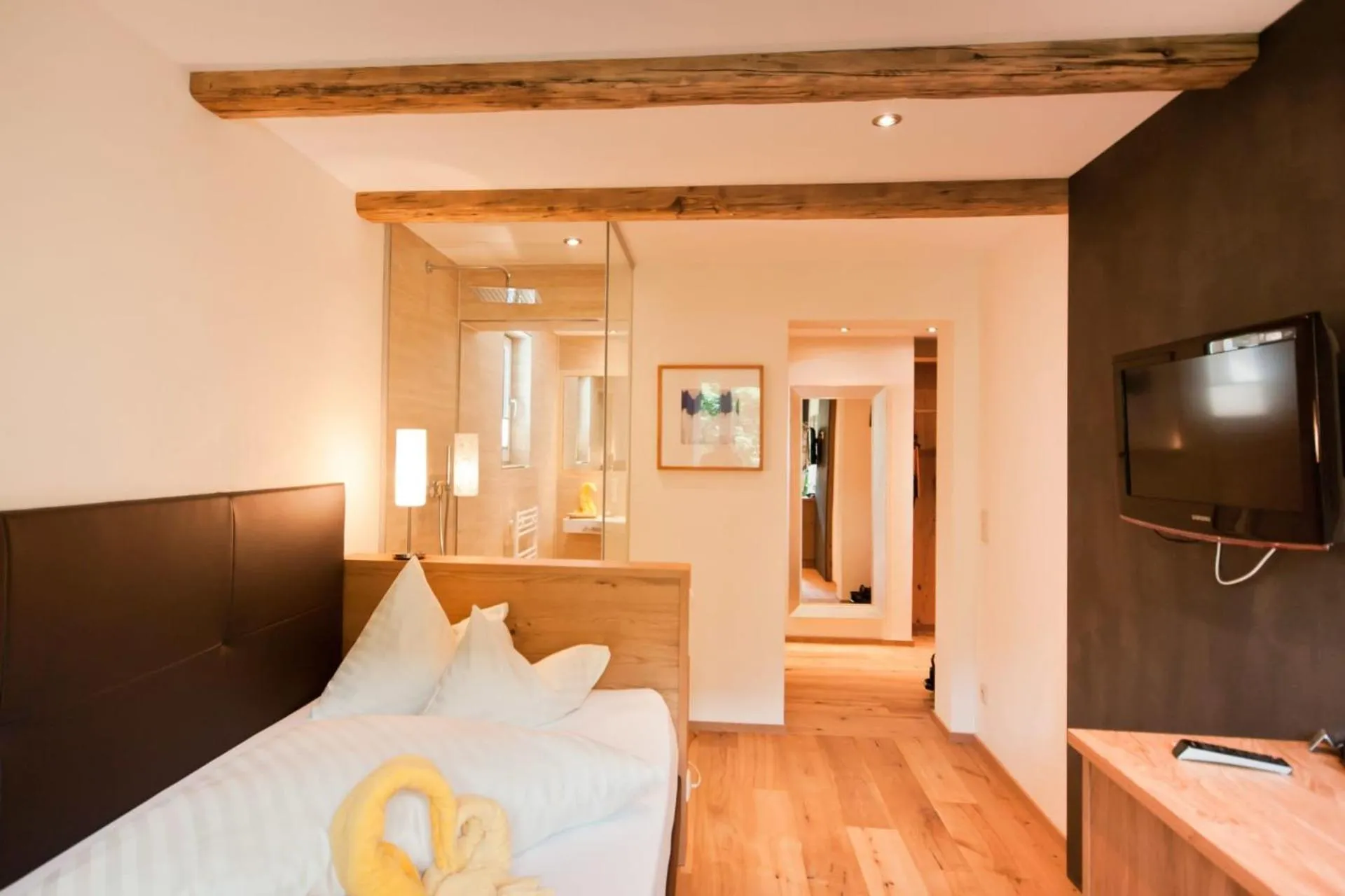 Bed in Hotel Riederhof- Urlaub mit WAU!