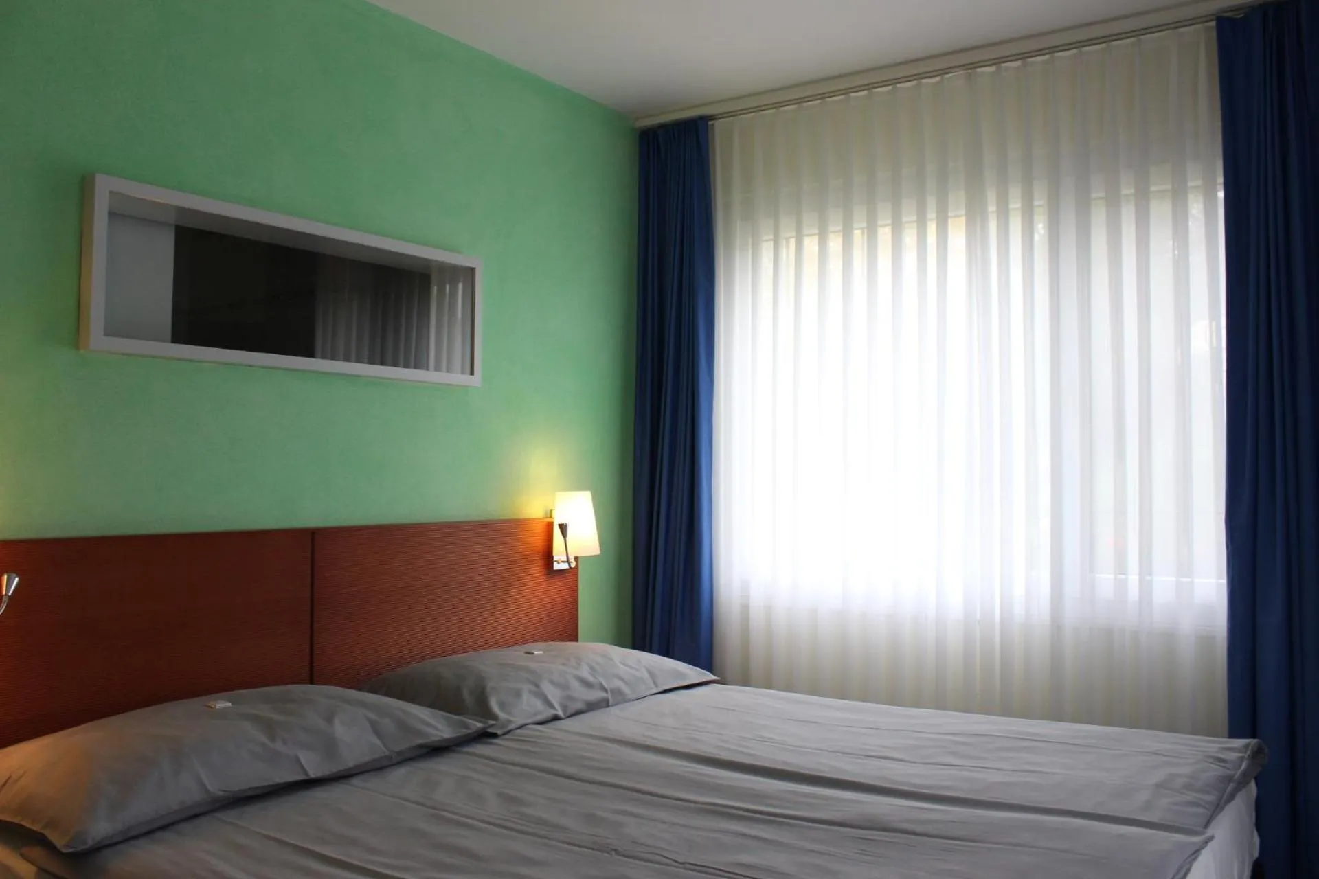 Photo of the whole room, Bed in Hotel Restaurant Florida