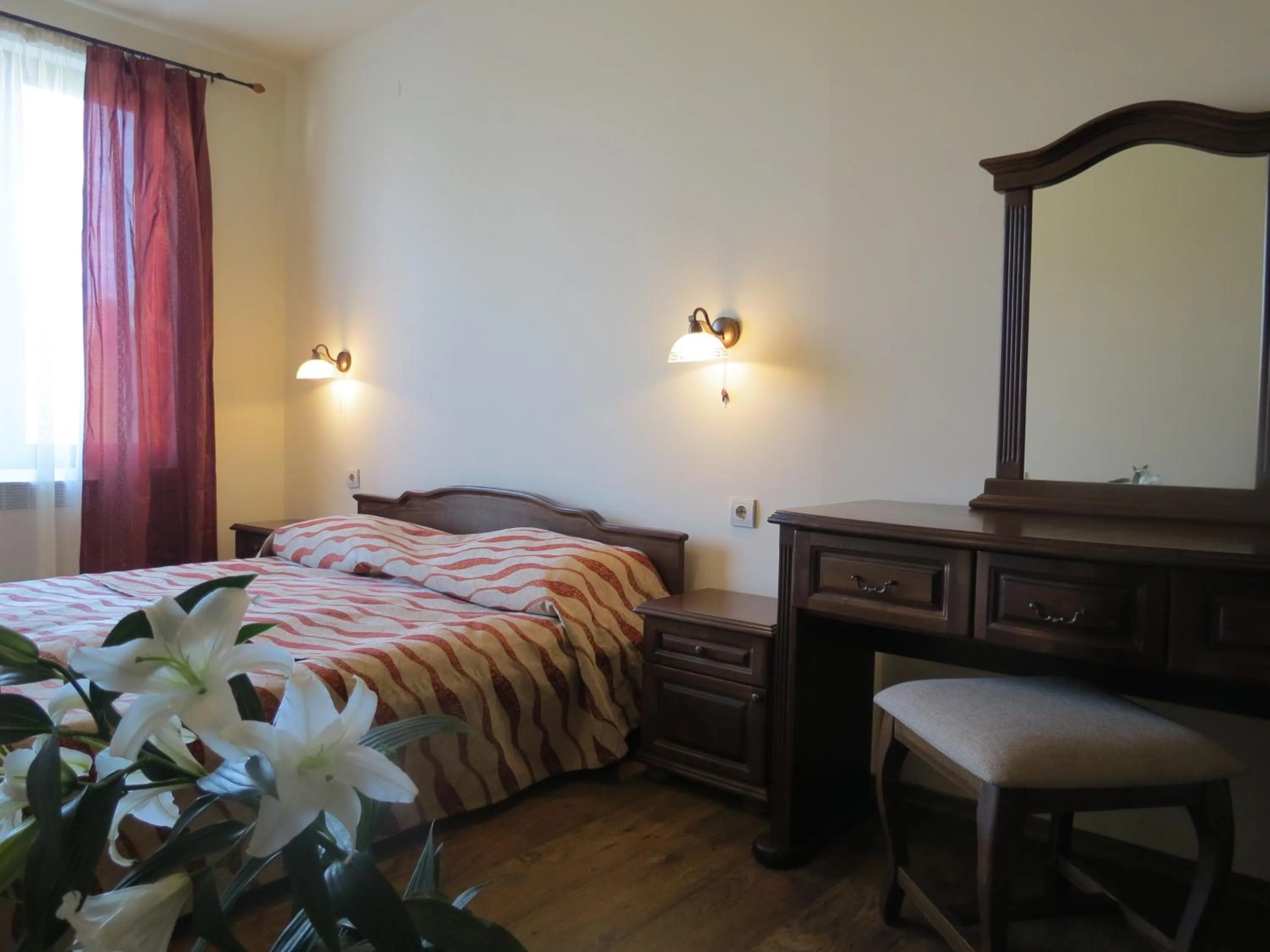 Bedroom, Bed in Family complex Mountain Romance Apartments