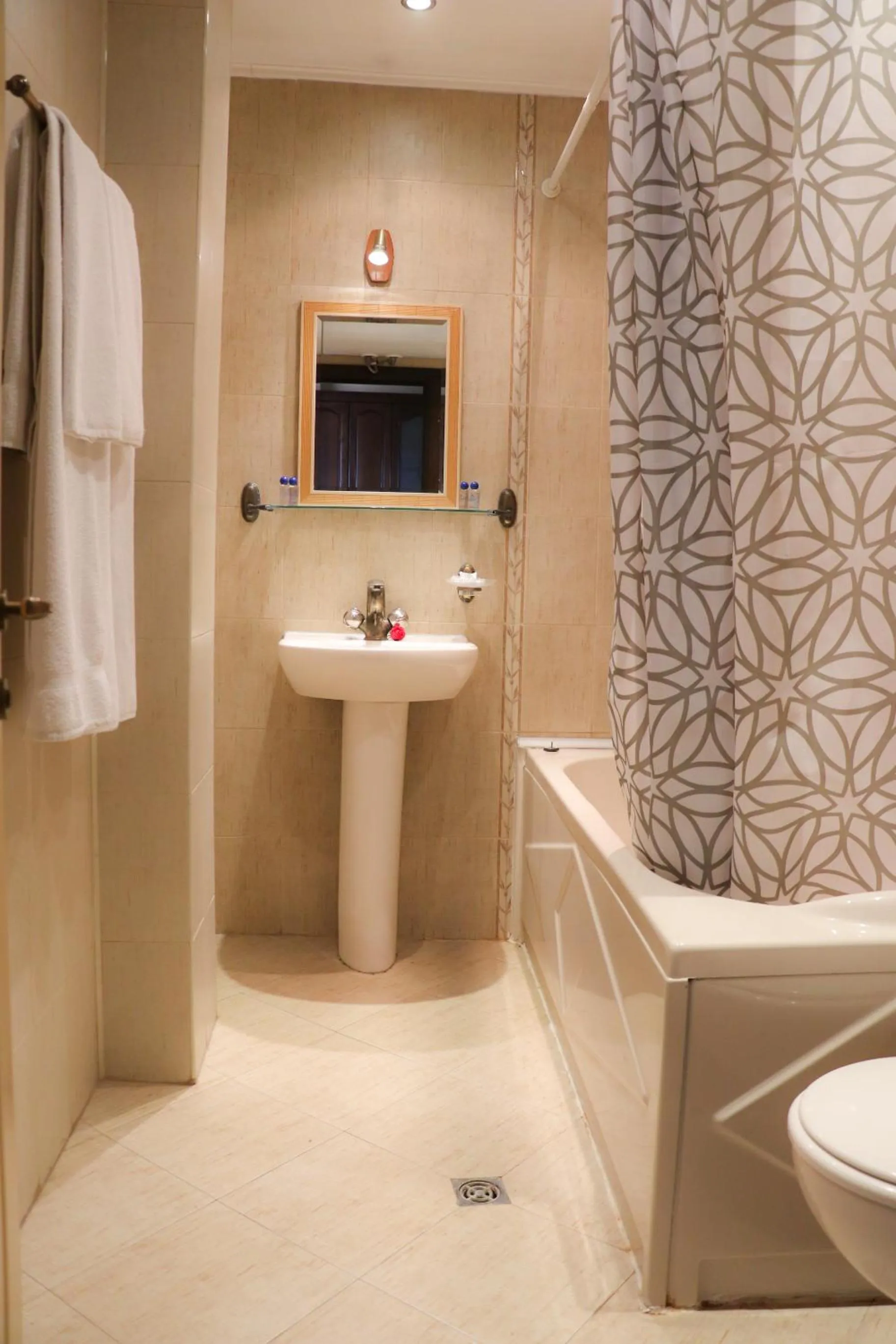 Bathroom in Family complex Mountain Romance Apartments