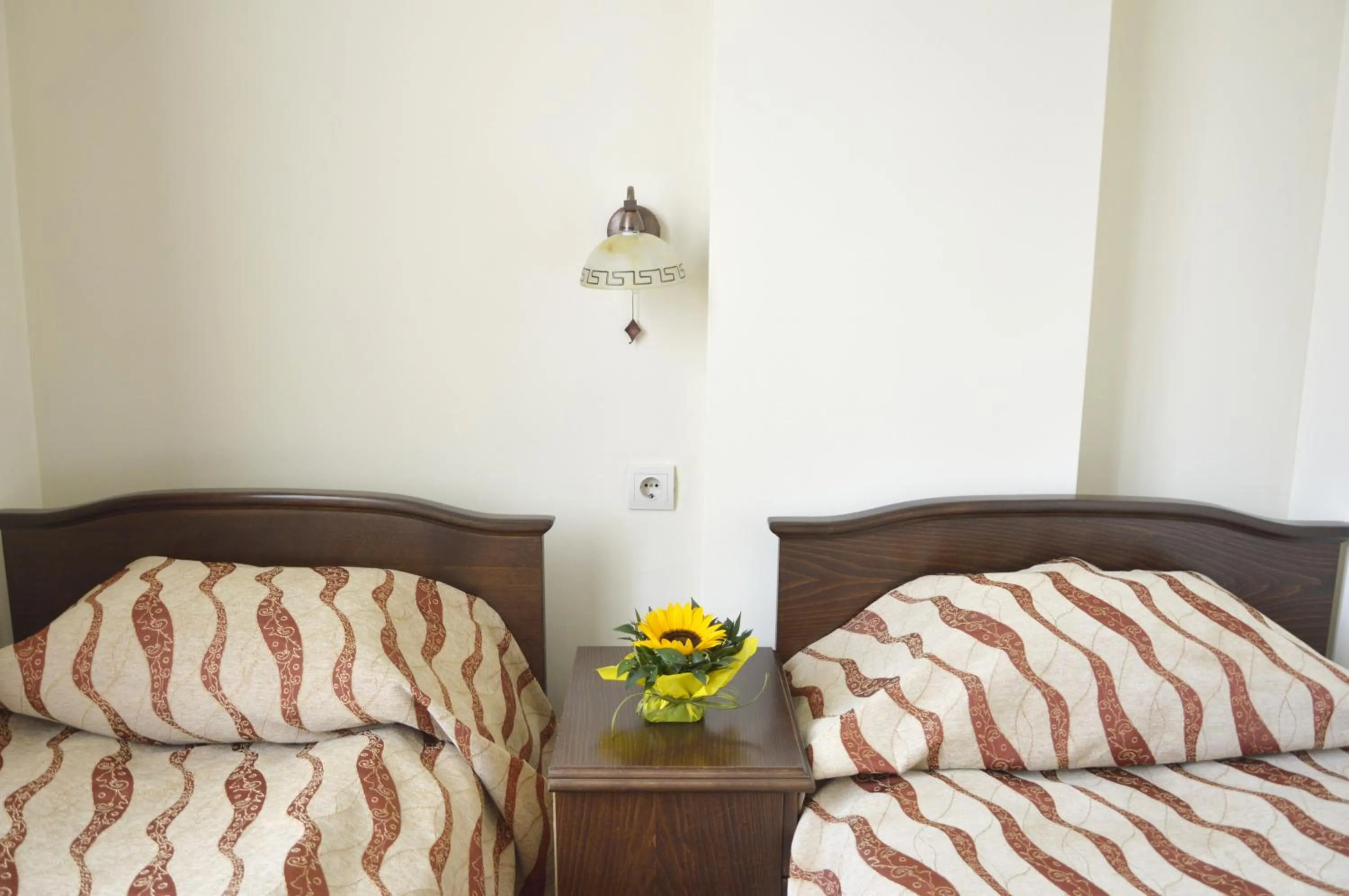 Bedroom, Bed in Family complex Mountain Romance Apartments