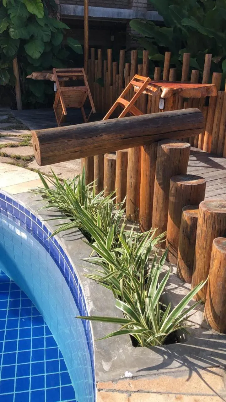 Swimming pool in Lua Pousada