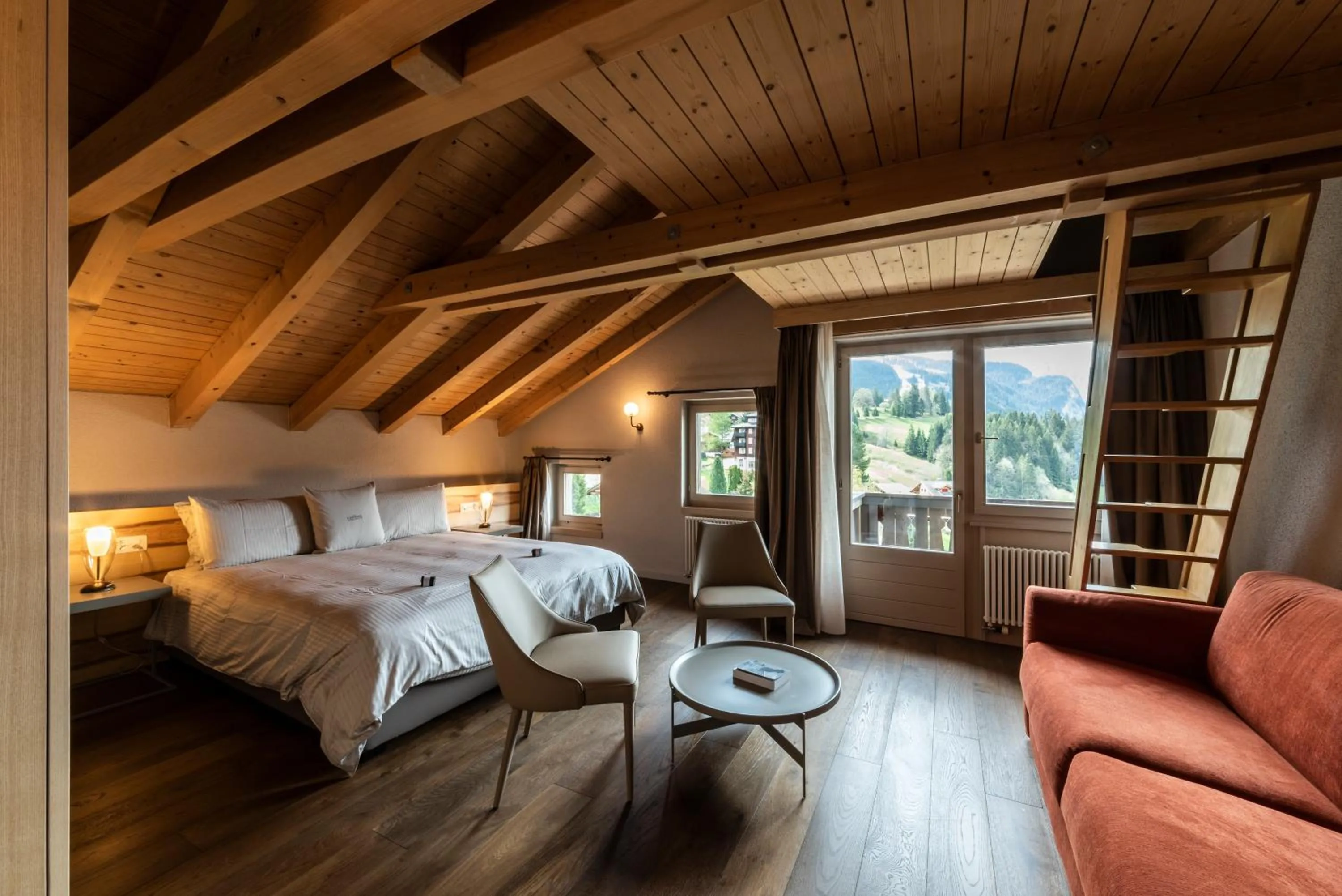 Bed in Hotel Maya Caprice