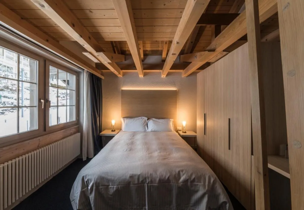 Bed in Hotel Maya Caprice