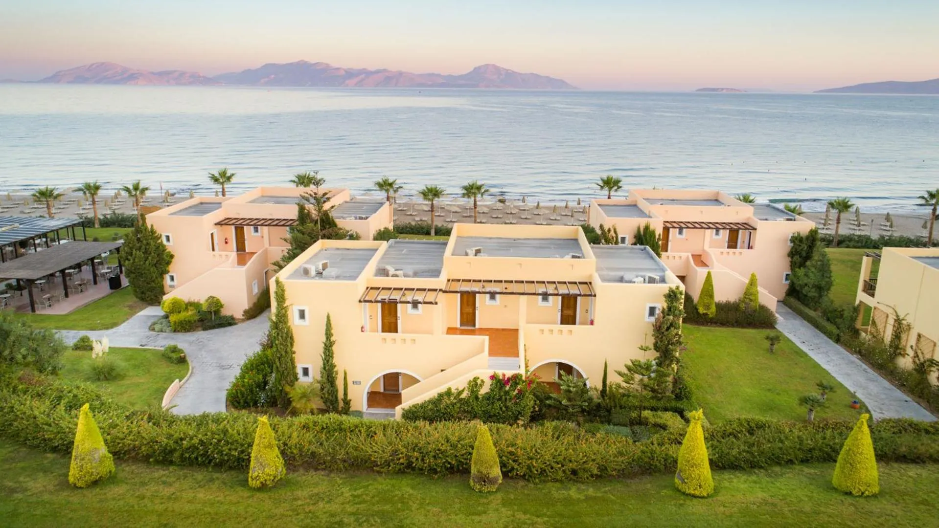 Property building in Horizon Beach Resort