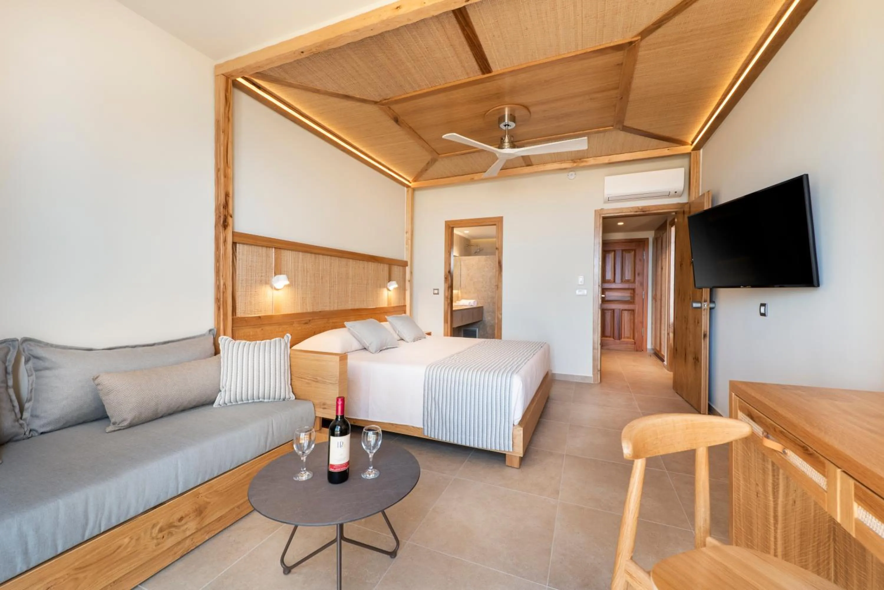 Bed in Horizon Beach Resort