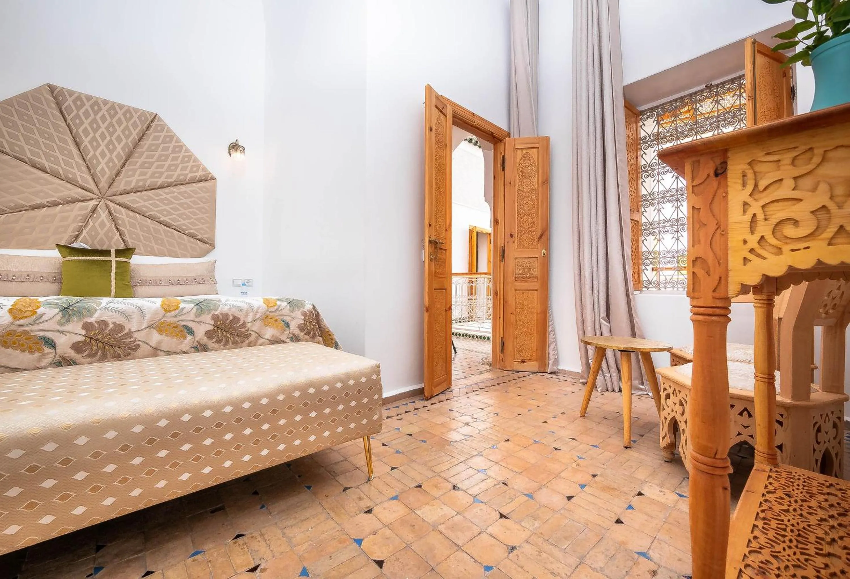 Bedroom, Bed in Riad La Croix Berbere