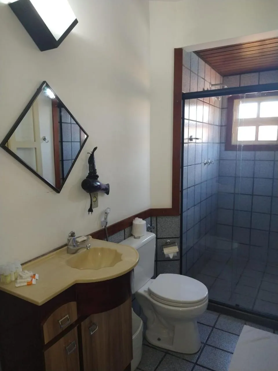 Bathroom in Pousada Genesis