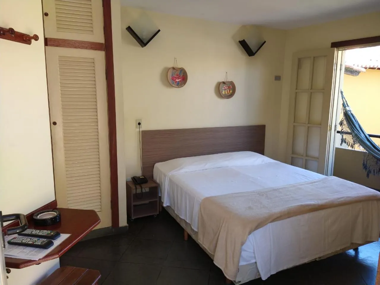 Photo of the whole room, Bed in Pousada Genesis