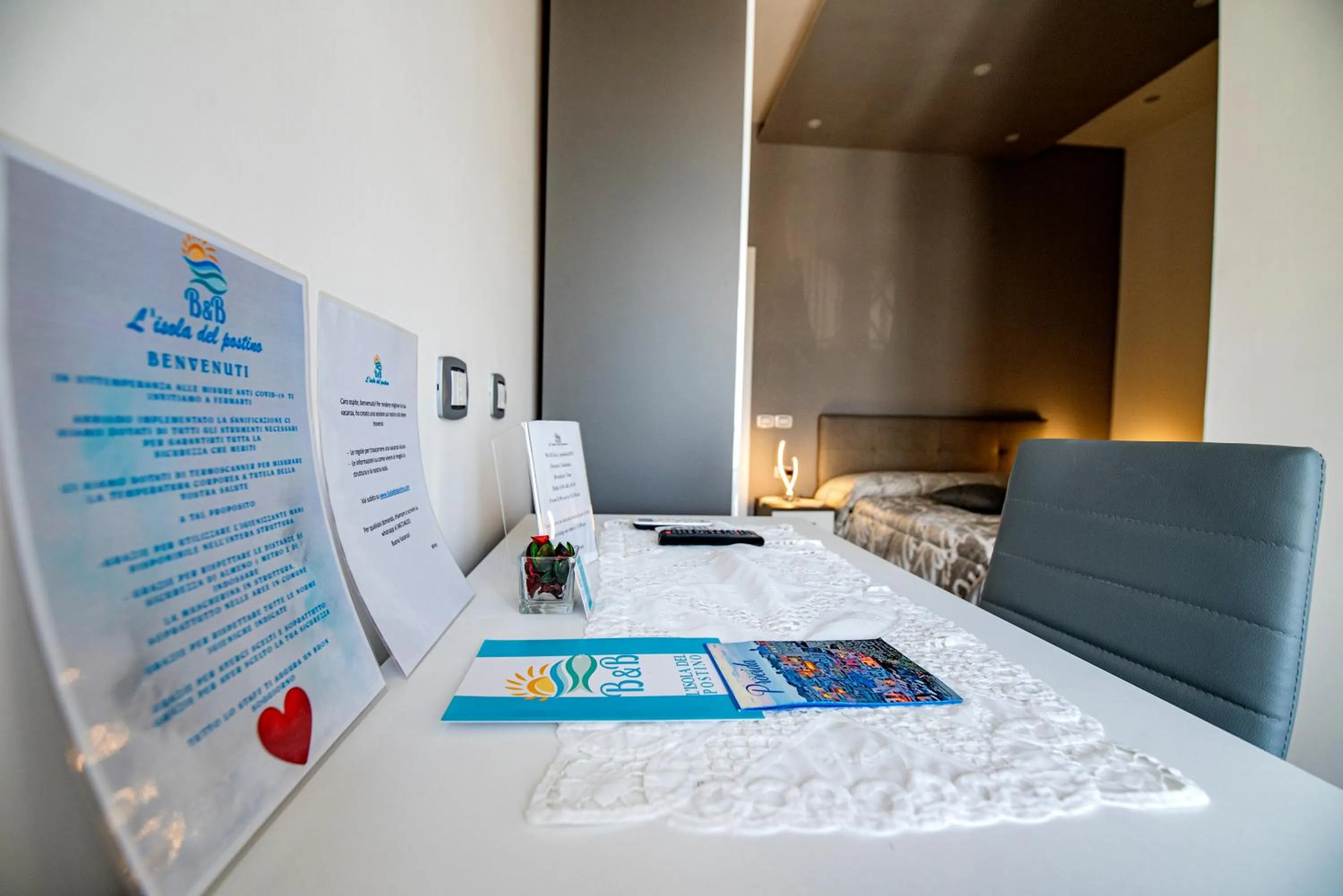 hair dresser in L'Isola Del Postino Rooms