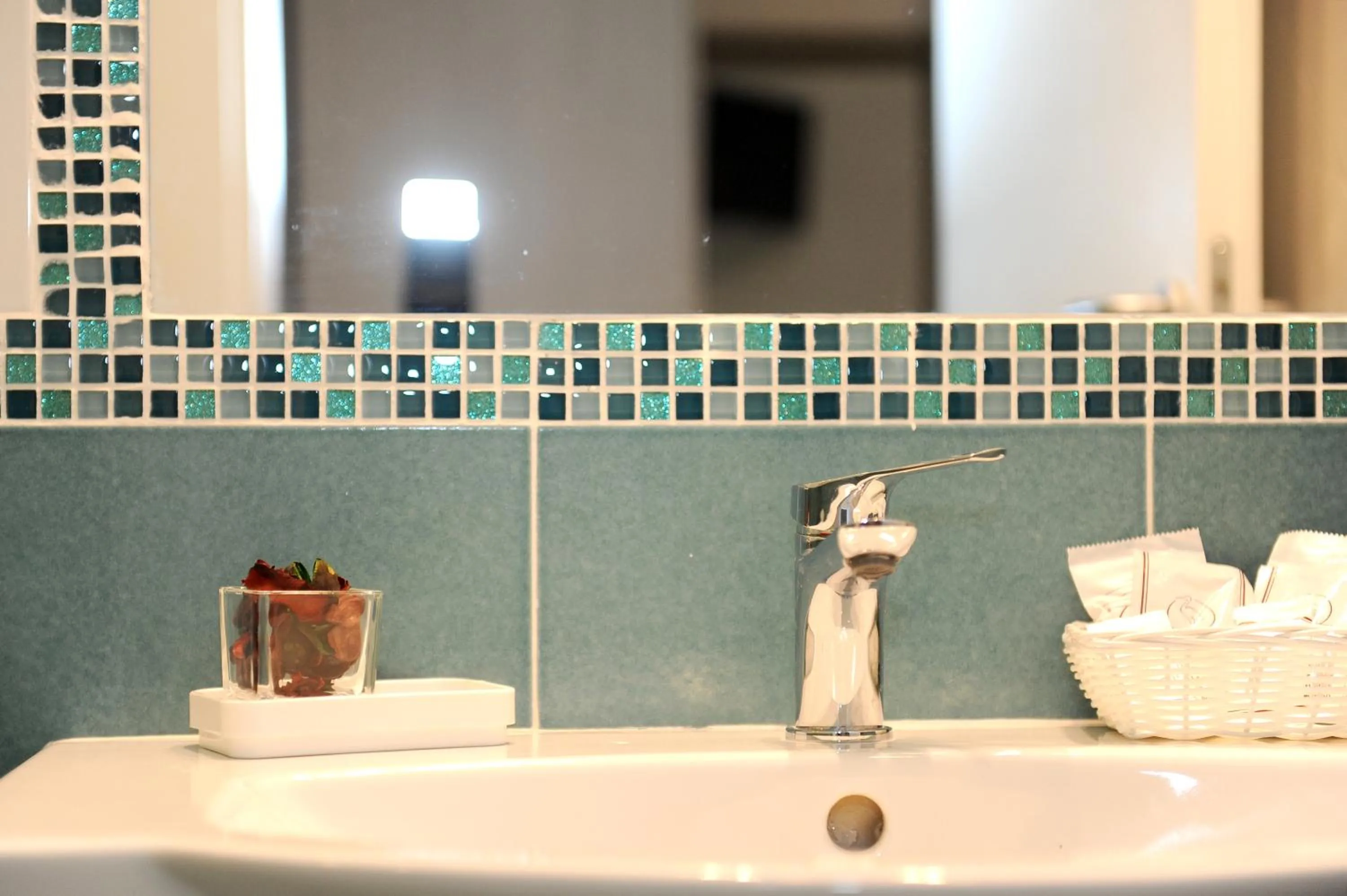 Bathroom in L'Isola Del Postino Rooms